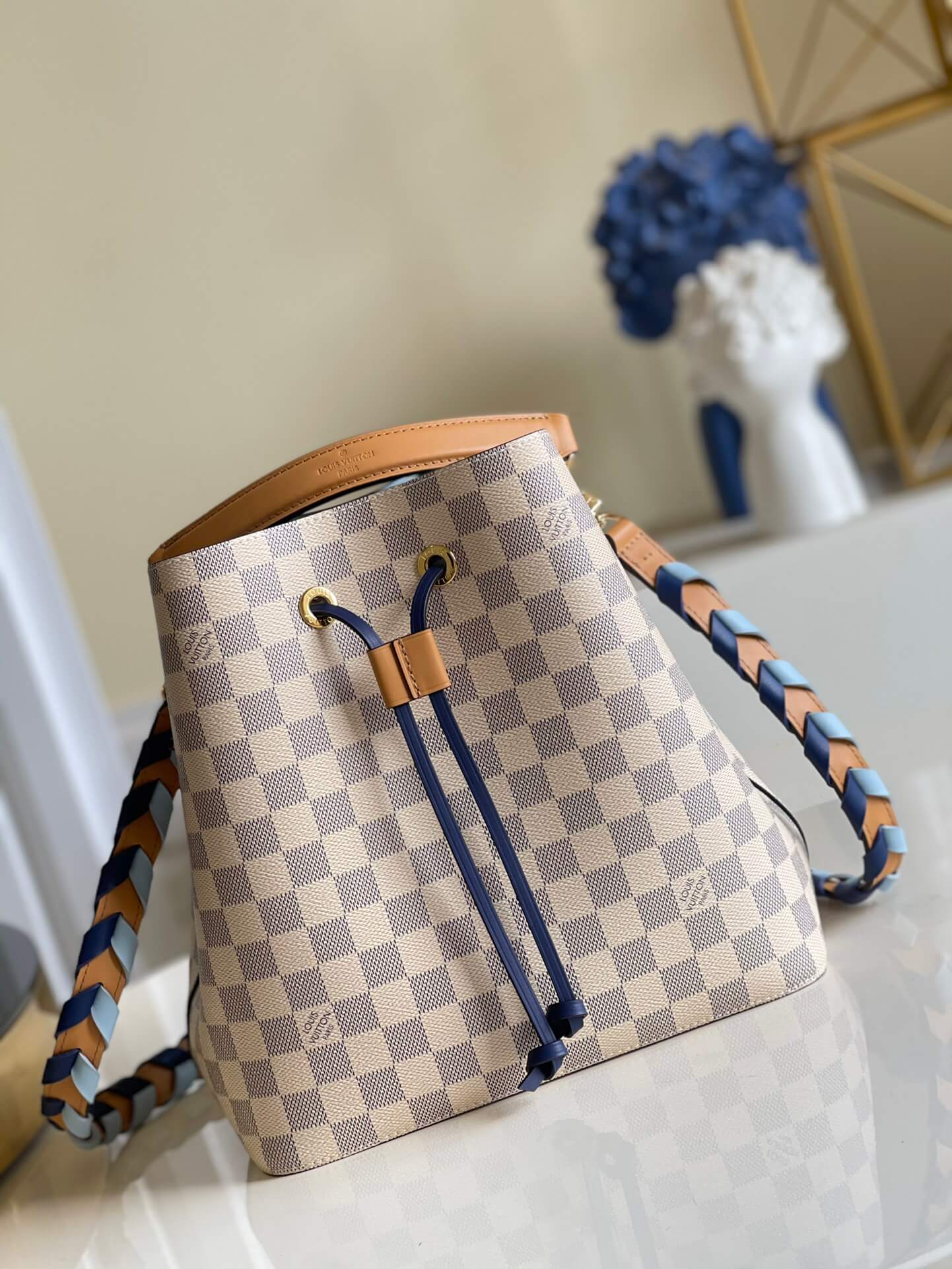 Louis Vuitton Damier Azur Canvas LV NÉONOÉ MM Bucket Bag N50042 White-Light Blue