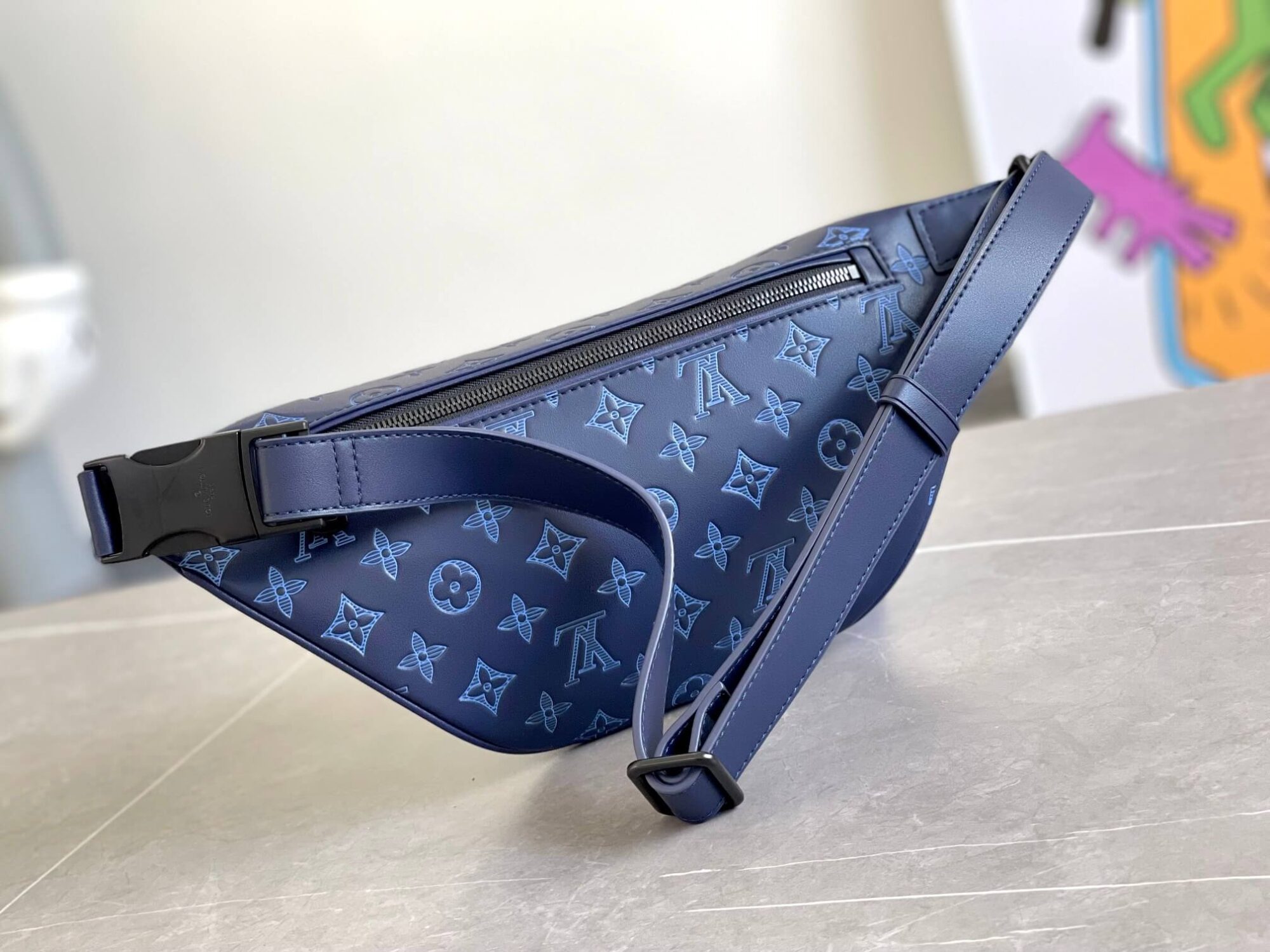 Louis Vuitton Discovery PM BumBag Waist Bag M45729 Navy Blue - Image 2