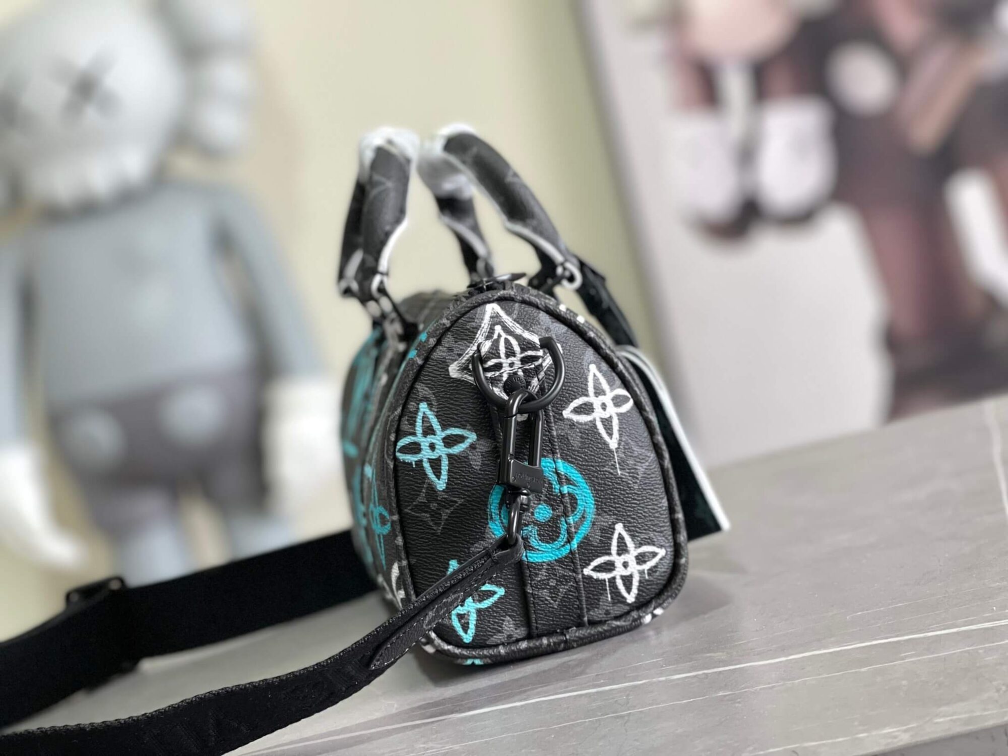 Louis Vuitton Keepall Bondouliiere 25 crossbody bag M21399 Graffiti Green - Image 2