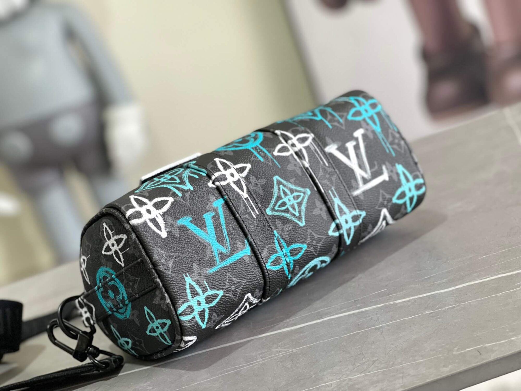 Louis Vuitton Keepall Bondouliiere 25 crossbody bag M21399 Graffiti Green - Image 4