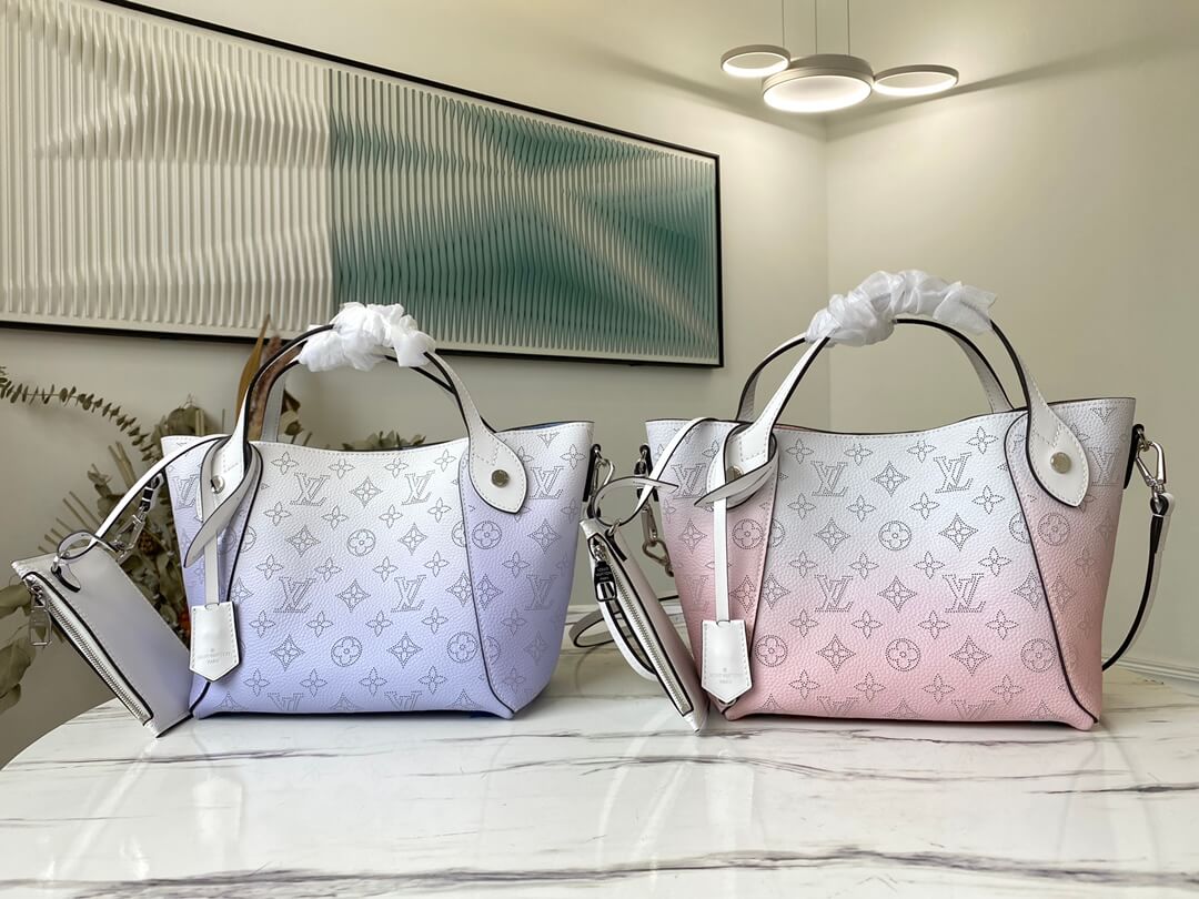Louis Vuitton LV Hina Small Handbag M57858 Gradient Blue - Gradient Pink