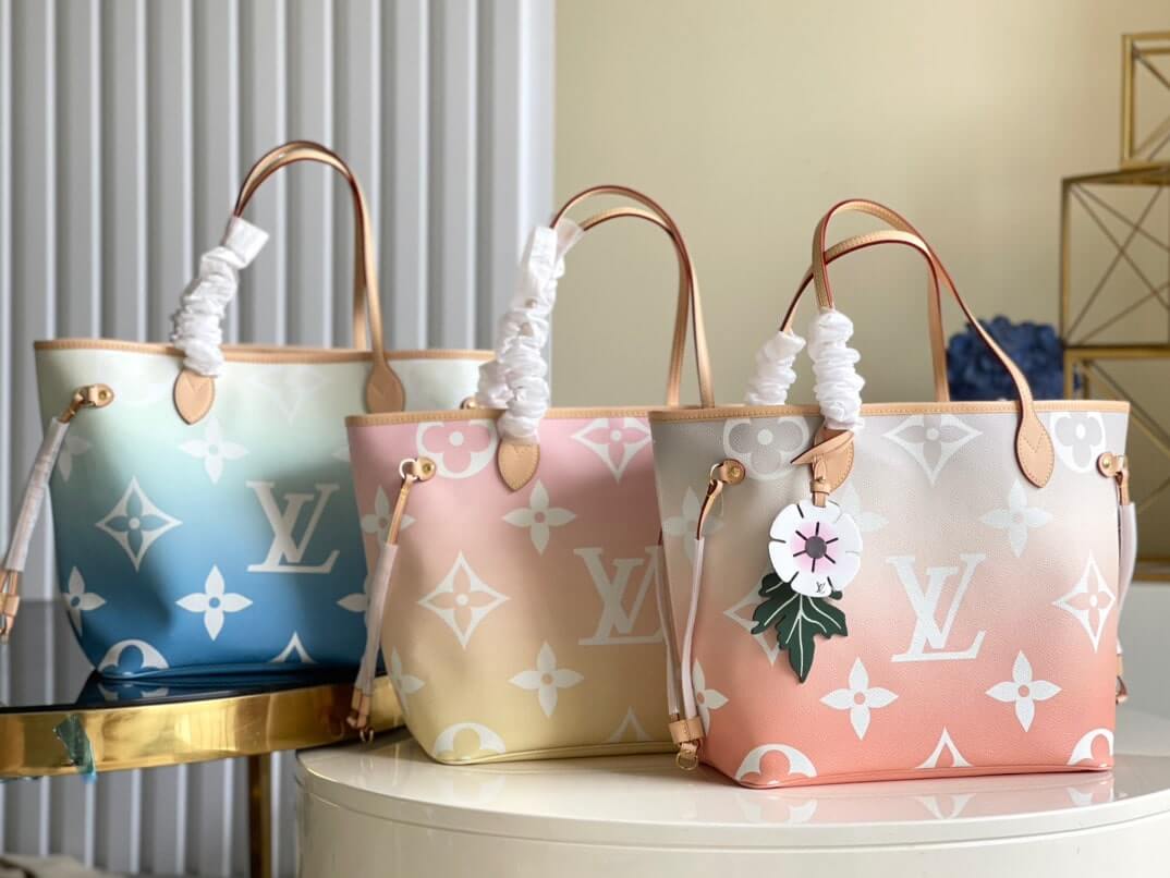 Louis Vuitton LV Monogram Giant Neverfull MM Tote Bag M45678 Blue Mist Cream M45679 Beige Mist Grey M45680 Pink Yellow
