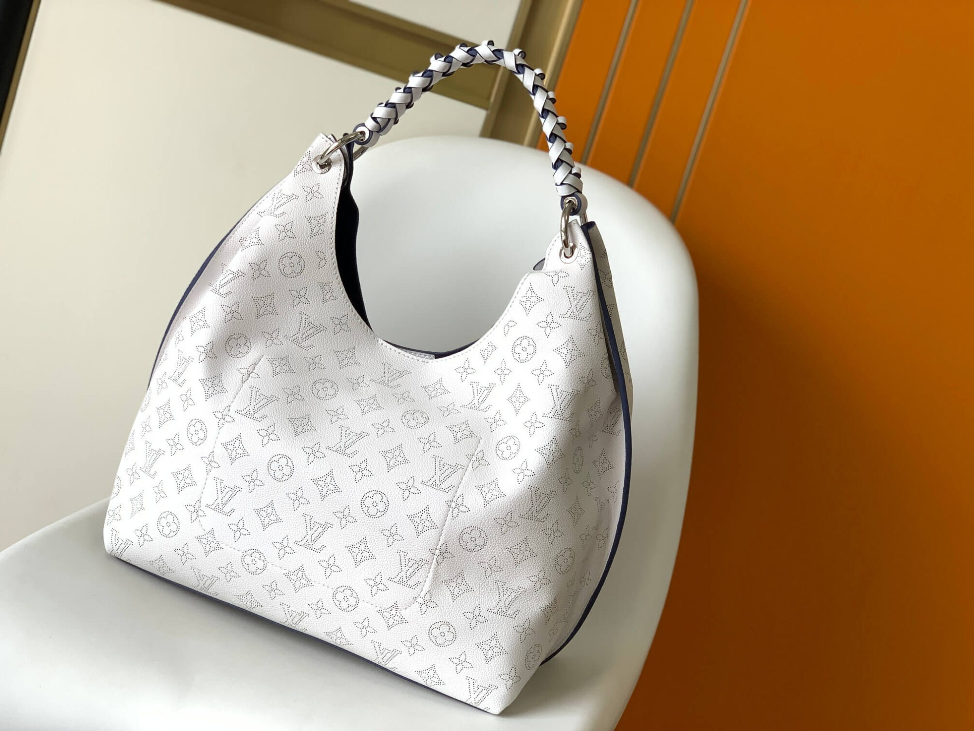 Louis Vuitton LV Monogram Mahina Carmel Hobo Shoulder Bag M56203 White Pink M52950 Black M21775 Crazy Gray Beige M14310 Navy Blue M53188 Cream Beige - Image 3