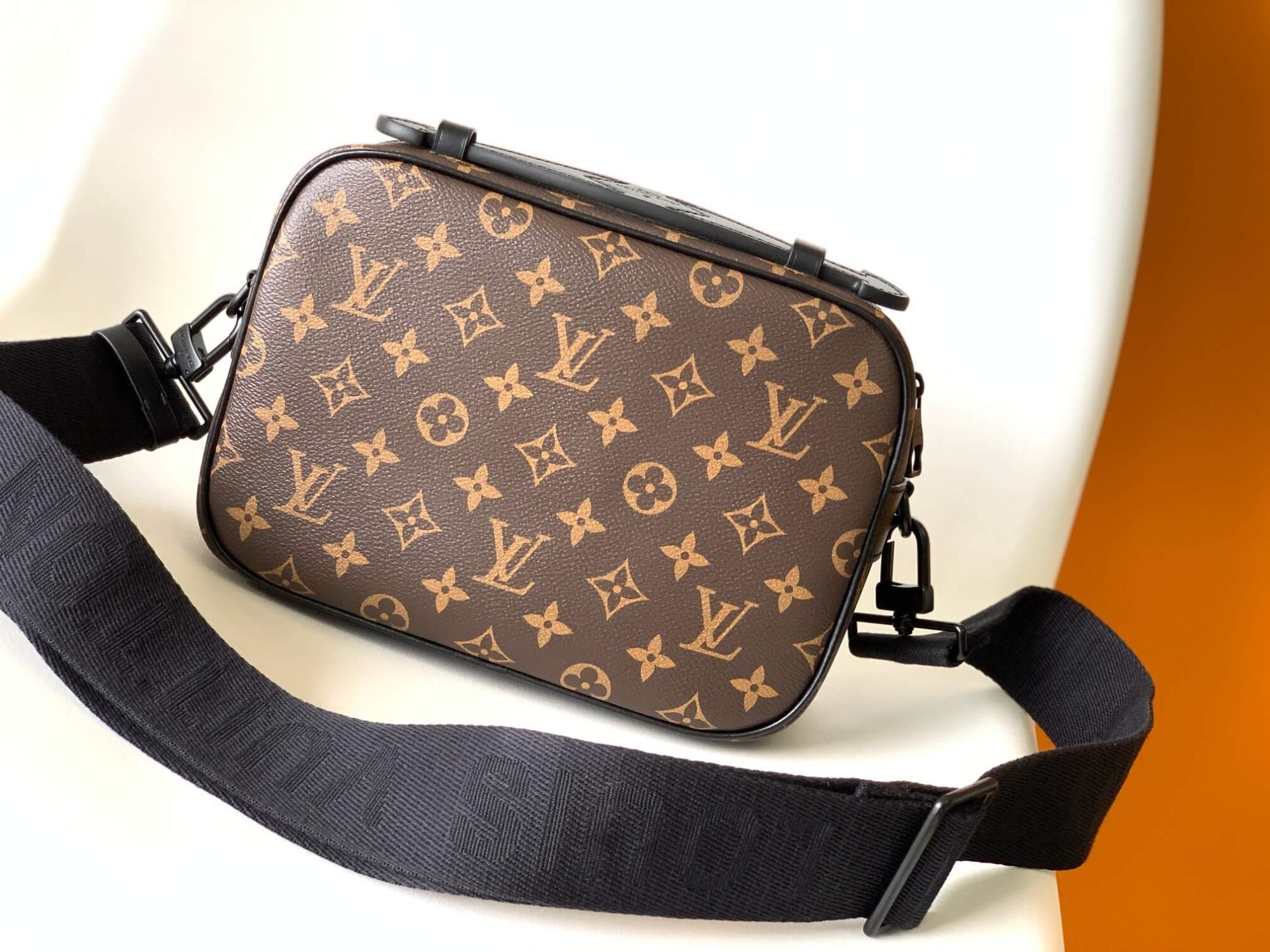 Louis Vuitton Monogram Macassar Canvas S LOCK MESSENGER Bag M45806 black flower M45806 black M45863 blue M46243 purple M46246 green M46688 Orange - Image 3