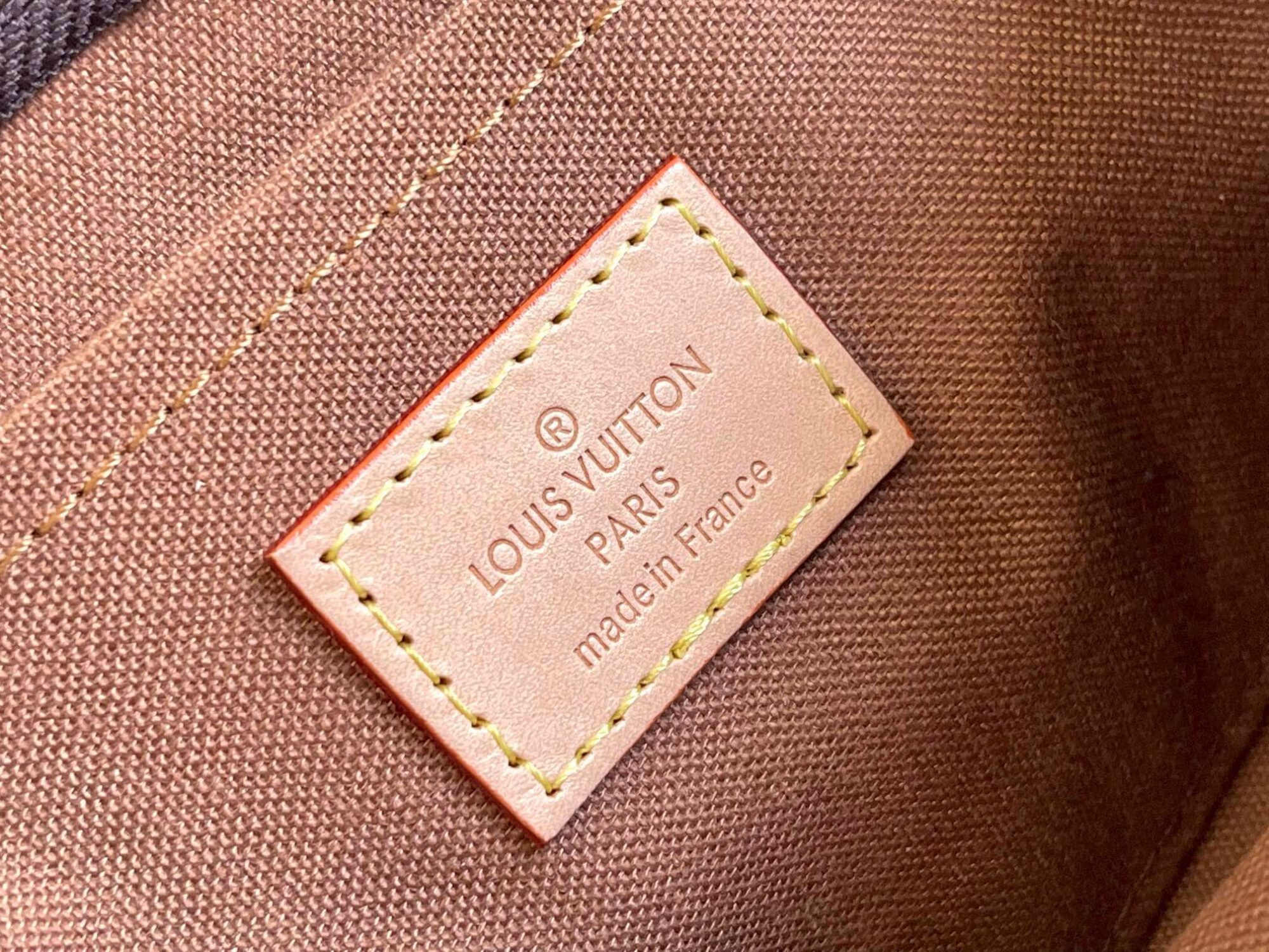 Louis Vuitton Monogram Multi Pochette Accessoires Crossbody Bag M44813 Khaki M44840 Light Pink - Image 16