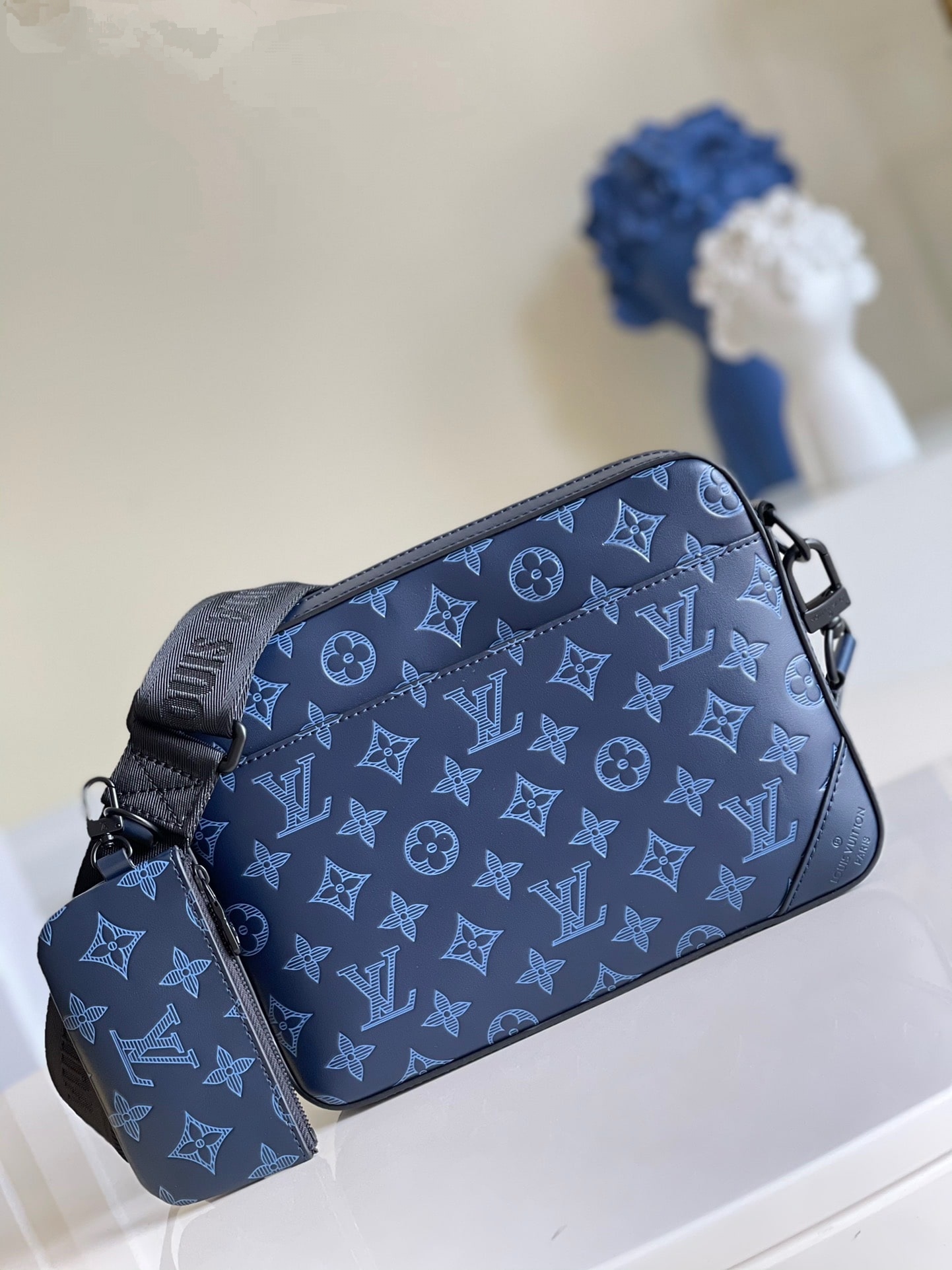 Louis Vuitton Monogram Shadow Duo Messenger Shoulder Bag M45730 Blue
