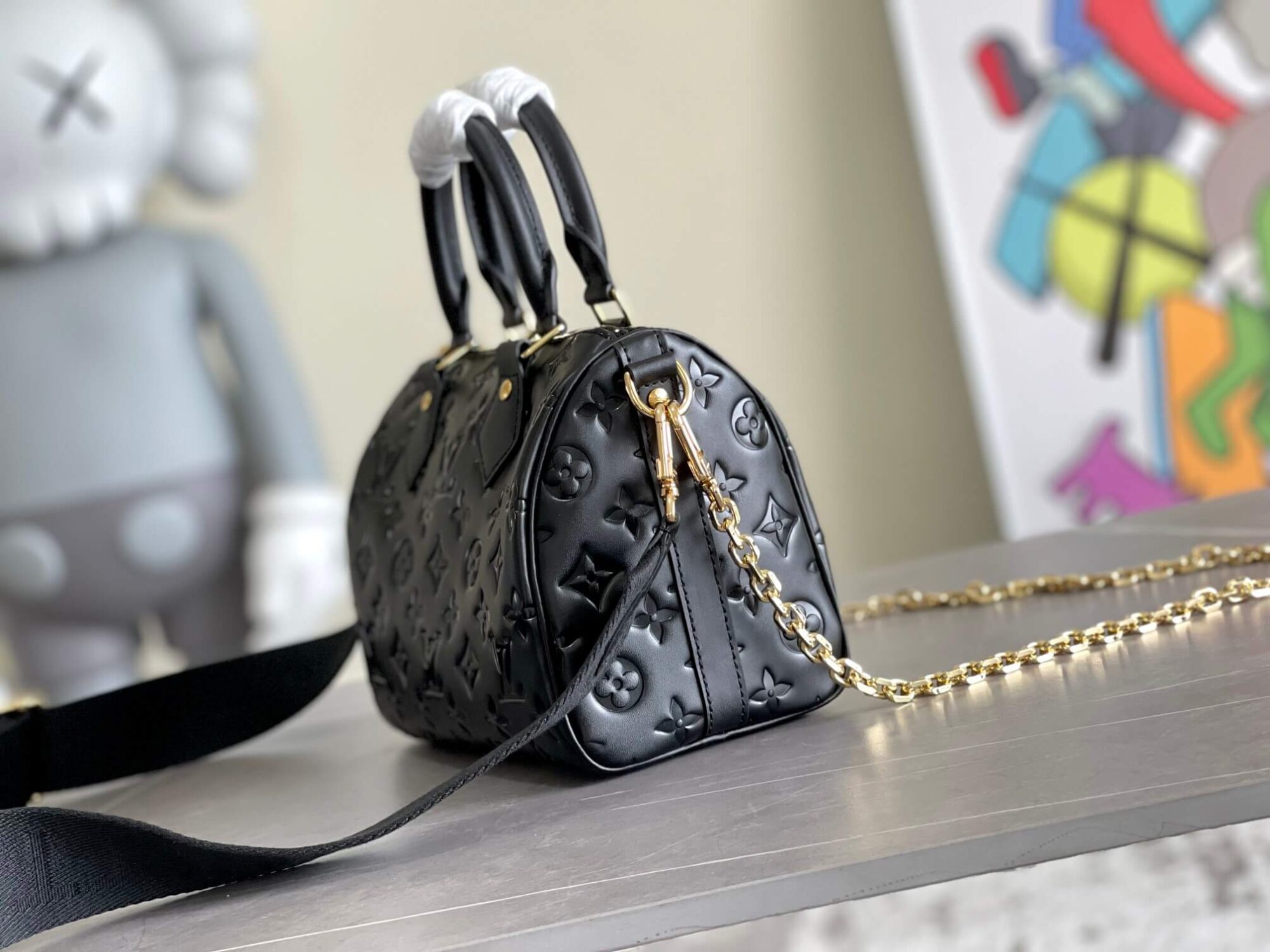 Louis Vuitton Monogram Speedy Bandoulière 22 Handbag M58631 Black - Image 2