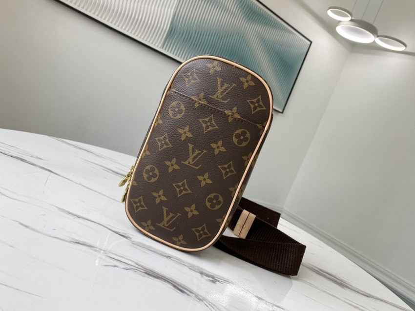 Louis Vuitton Pochette Gange Monogram Canvas Shoulder Bag M51870 Brown