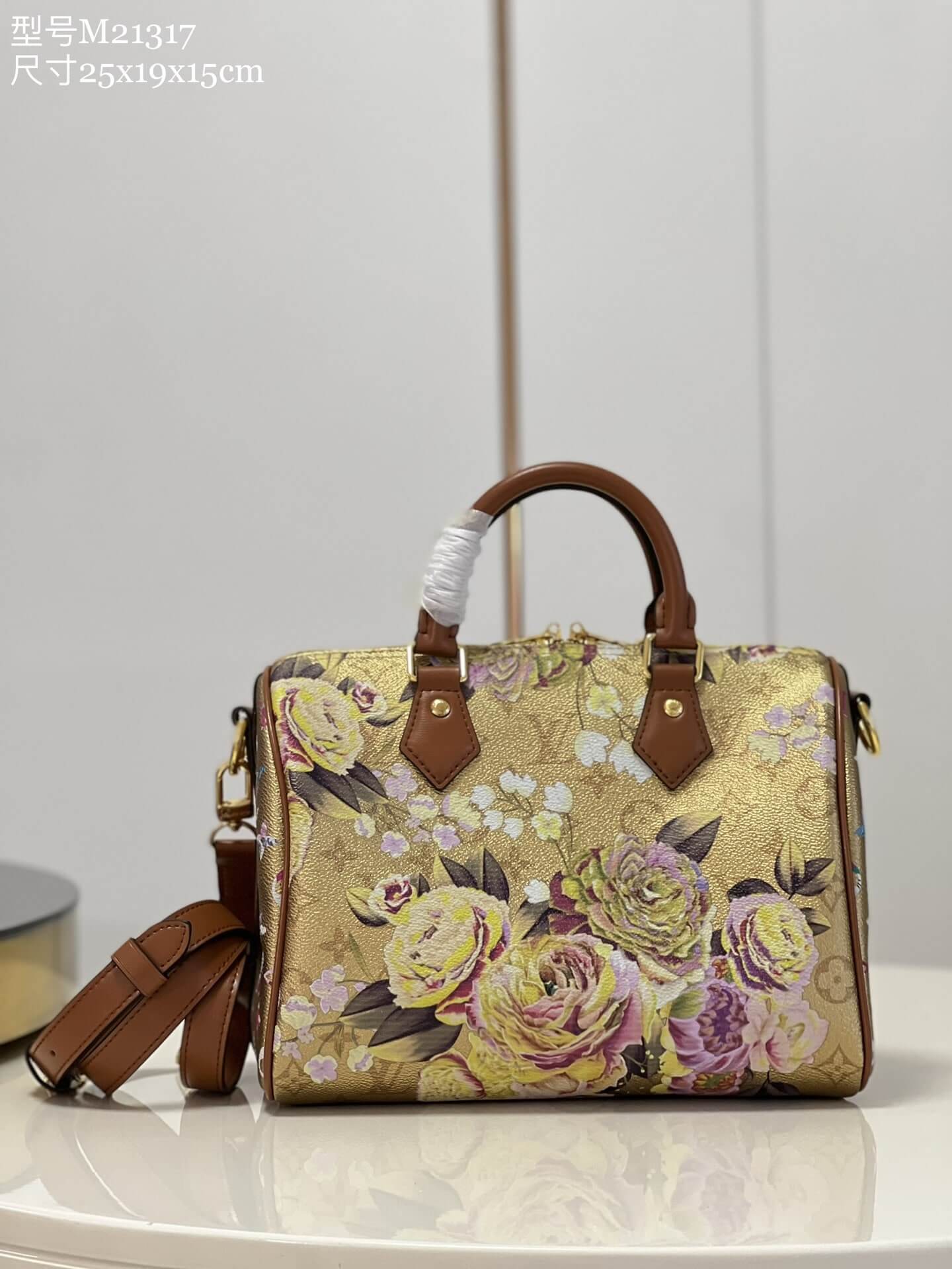 Louis Vuitton Speedy Bandoulière 25 HandBag M21317 Gold