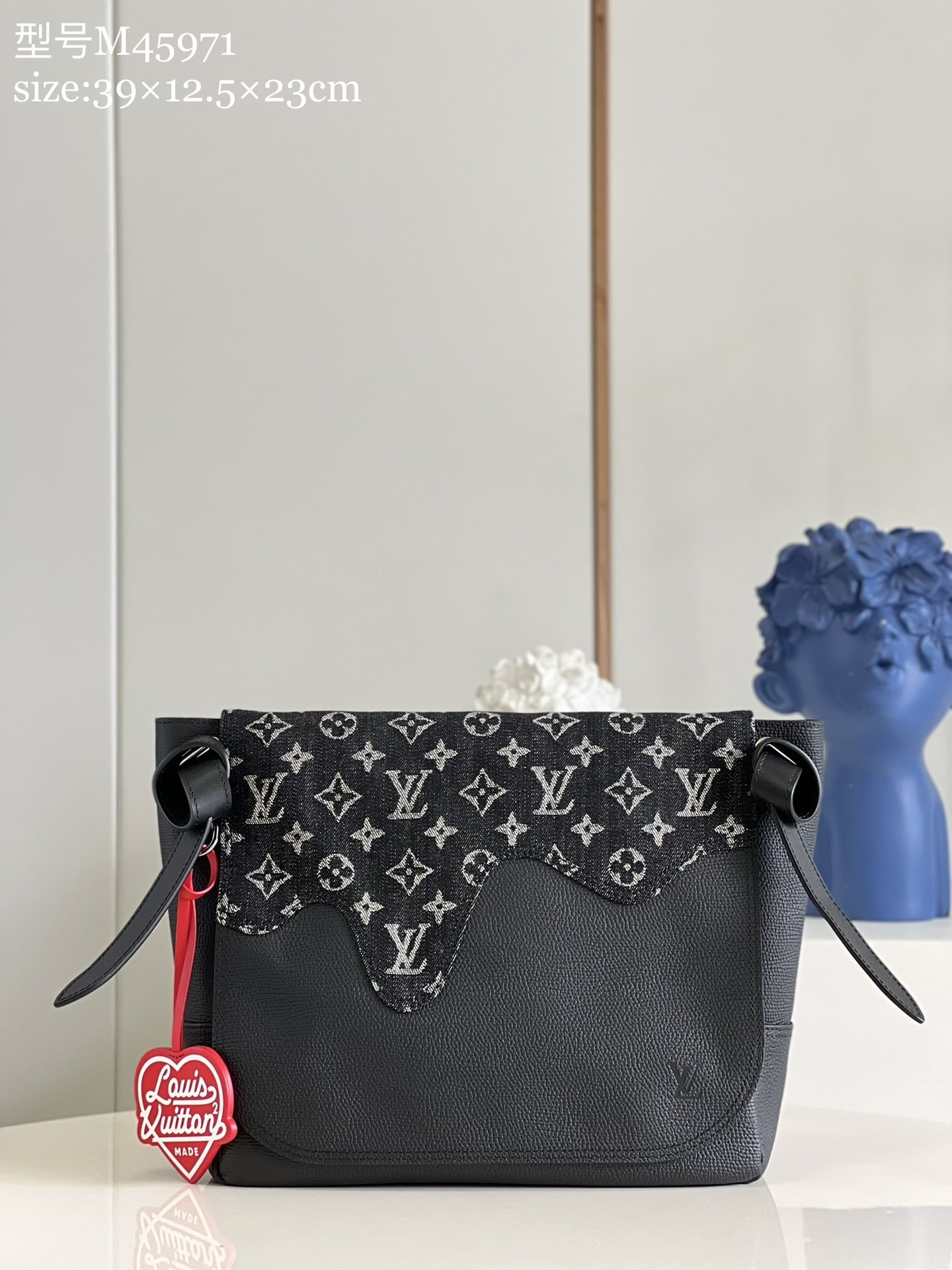 Louis Vuitton X Nigo Monogram Denim Besacce Tokyo Shoulder Bag M45971 Black