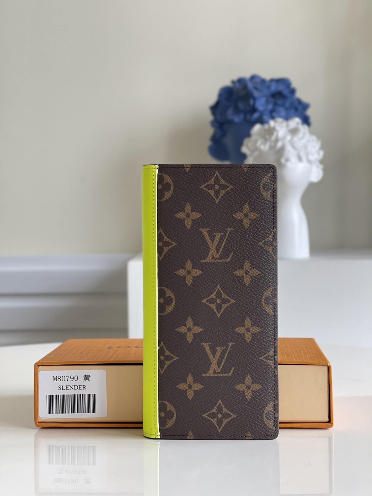 Louis Vuitton LV Monogram Macassar canvas Versatile Brazza Wallet M80790 Yellow M81538 Purple M81539 Green M82551 Orange M69410 Black - Blue