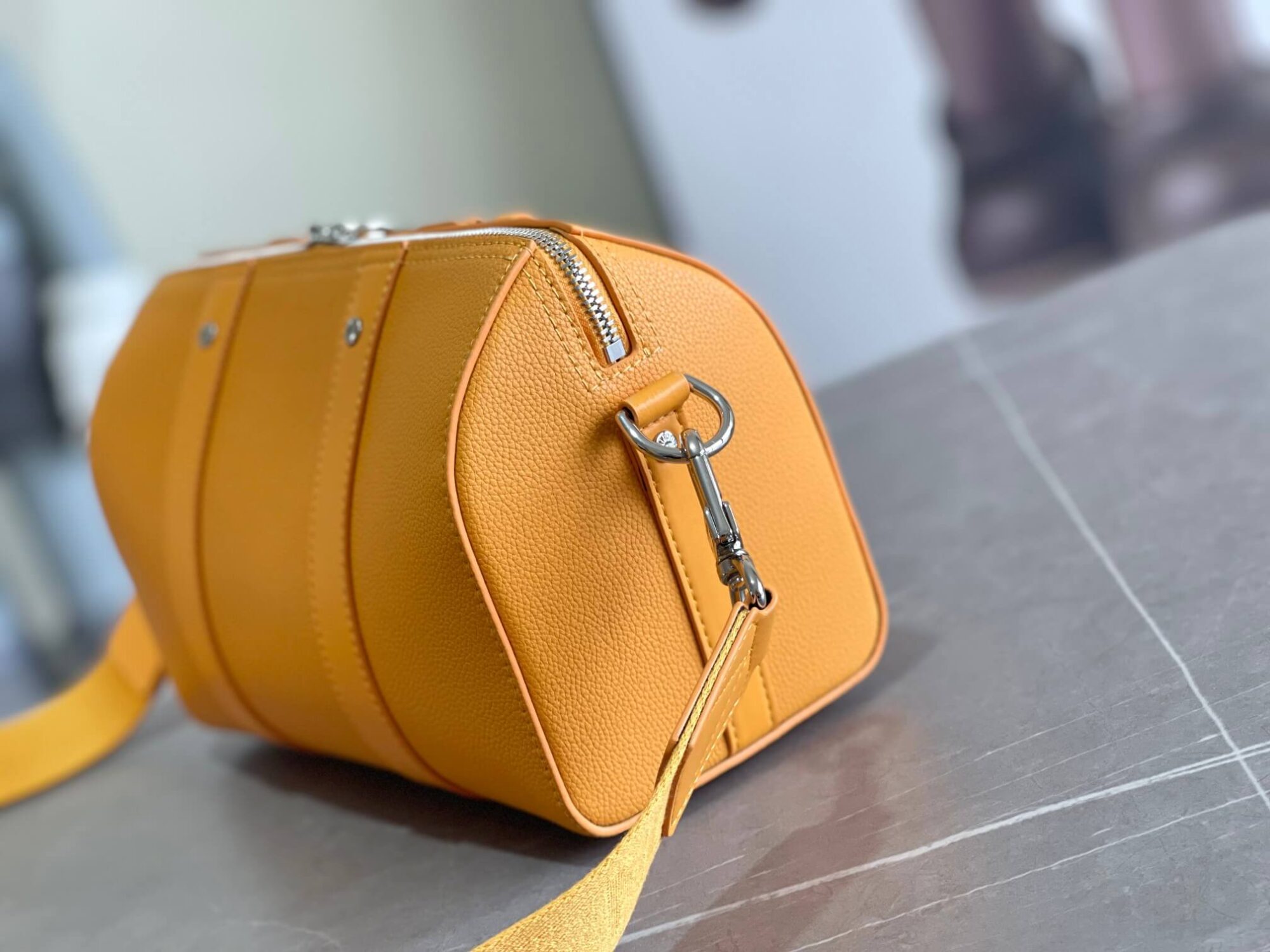 Louis Vuitton LV Aerogram City Keepall 27 Shoulder HandBag M21437 Khaki Green M21438 Yellow Navy Blue M59255 Black M59328 Grey - Image 22