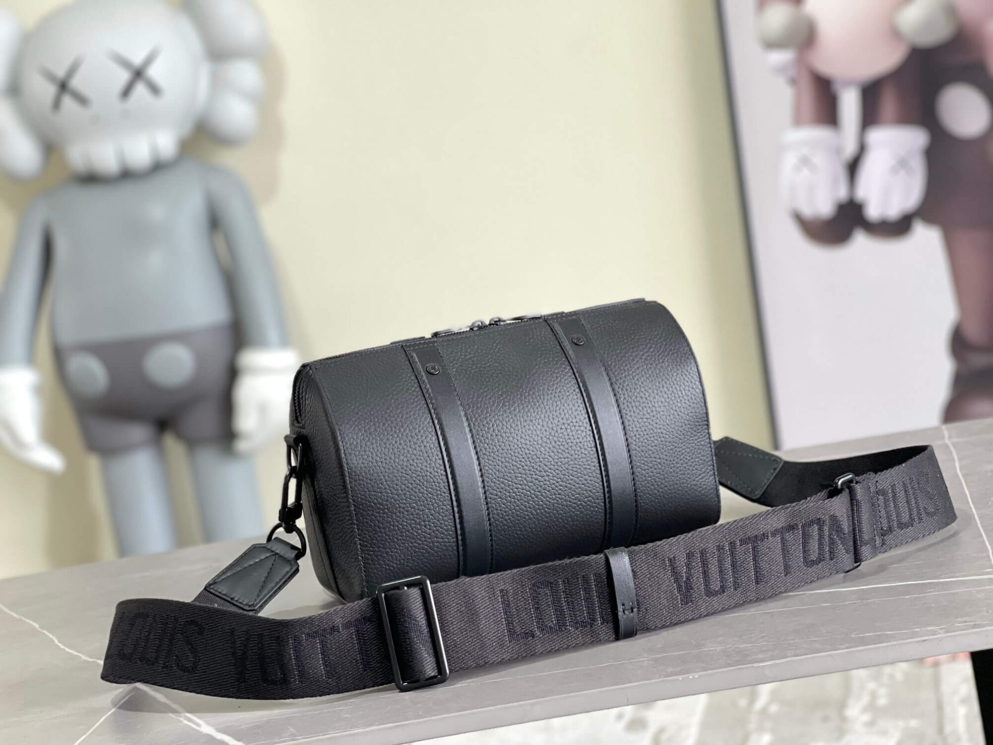 Louis Vuitton LV Aerogram City Keepall 27 Shoulder HandBag M21437 Khaki Green M21438 Yellow Navy Blue M59255 Black M59328 Grey - Image 12