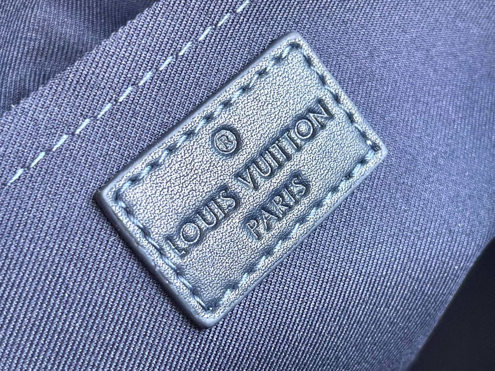 Louis Vuitton LV Aerogram City Keepall 27 Shoulder HandBag M21437 Khaki Green M21438 Yellow Navy Blue M59255 Black M59328 Grey - Image 5