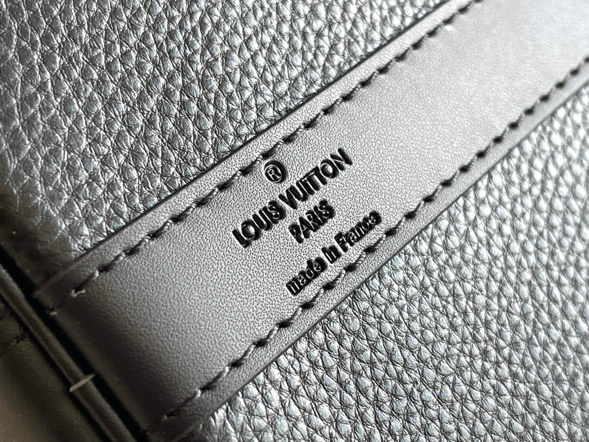 Louis Vuitton LV Aerogram Coated Canvas Keepall Bandoulière 50 Travel Shoulder Bag M21420 Black M21536 Khaki M23727 Atlantic Blue - Dark Blue - Image 8