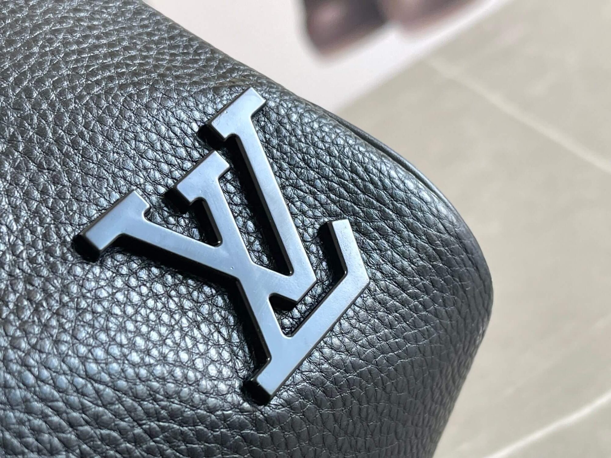 Louis Vuitton LV Aerogram Coated Canvas Keepall Bandoulière 50 Travel Shoulder Bag M21420 Black M21536 Khaki M23727 Atlantic Blue - Dark Blue - Image 6