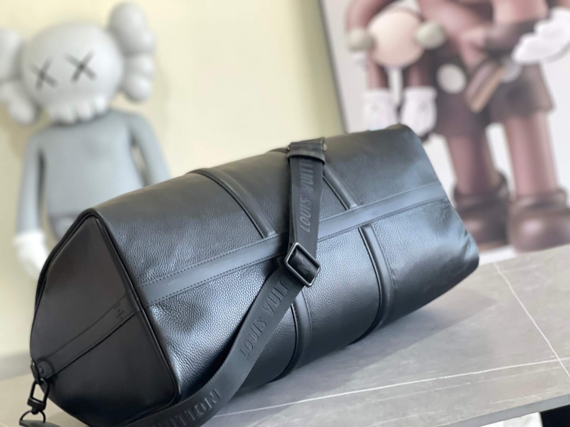 Louis Vuitton LV Aerogram Coated Canvas Keepall Bandoulière 50 Travel Shoulder Bag M21420 Black M21536 Khaki M23727 Atlantic Blue - Dark Blue - Image 10