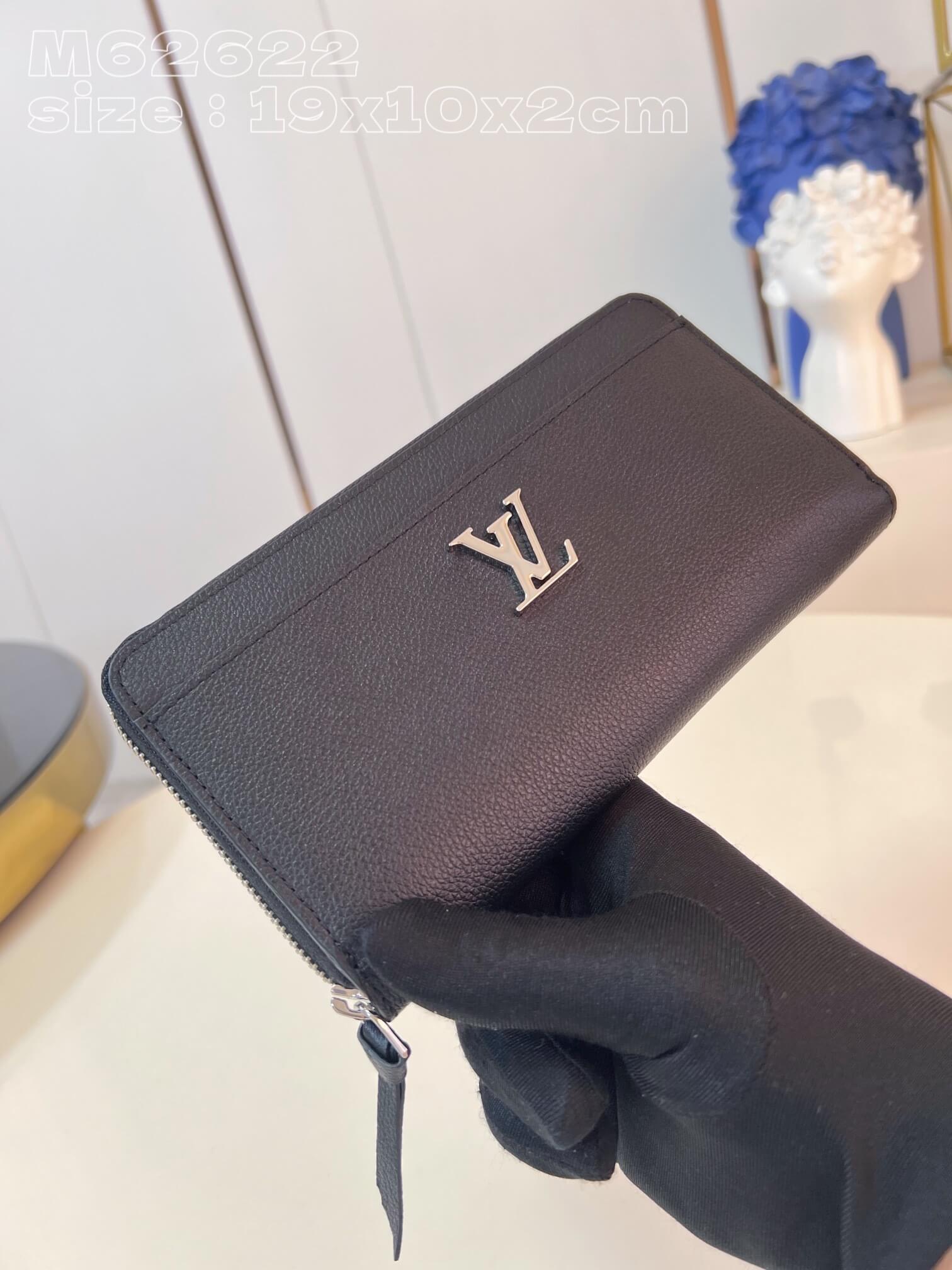 Louis Vuitton LV Calf leather Long Lockme Zippy Wallet M62622 Black - Image 9