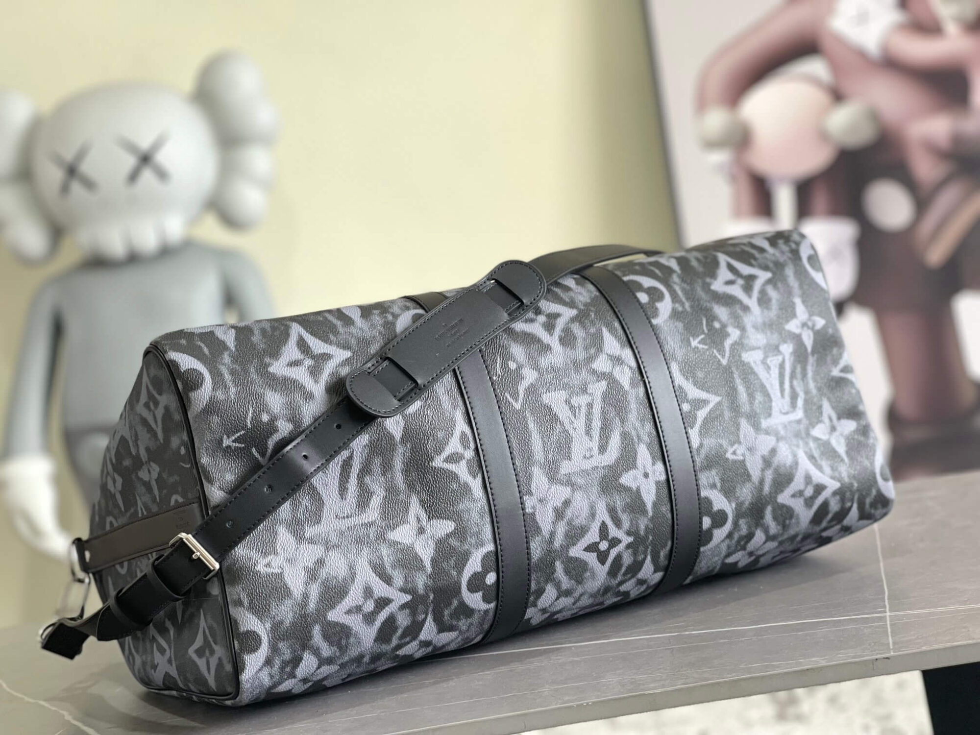 Louis Vuitton LV Damier Salt Canvas Keepall Bandoulière 50 Travel Shoulder Bag M57278 Black / Grey - Image 9