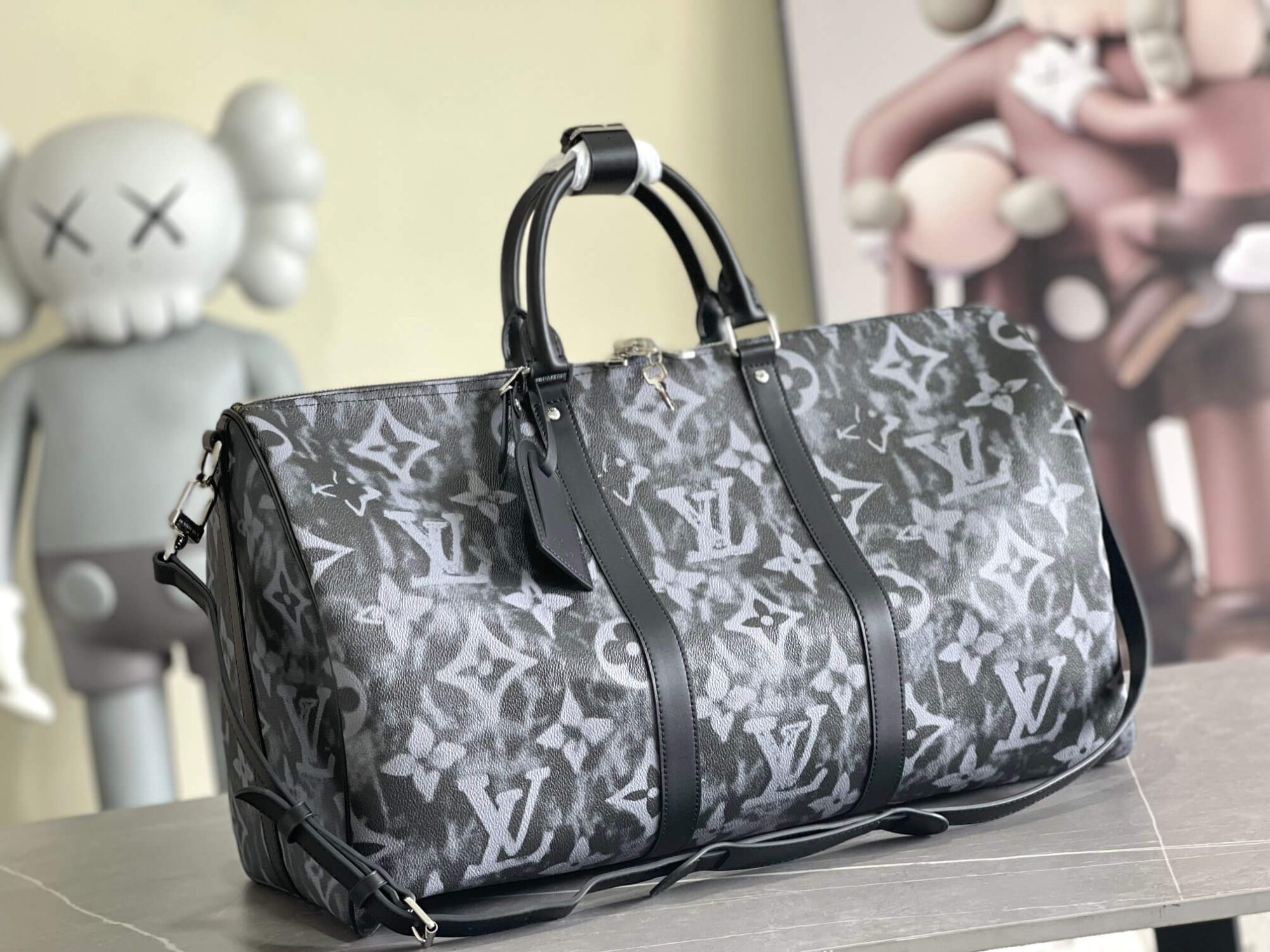 Louis Vuitton LV Damier Salt Canvas Keepall Bandoulière 50 Travel Shoulder Bag M57278 Black / Grey