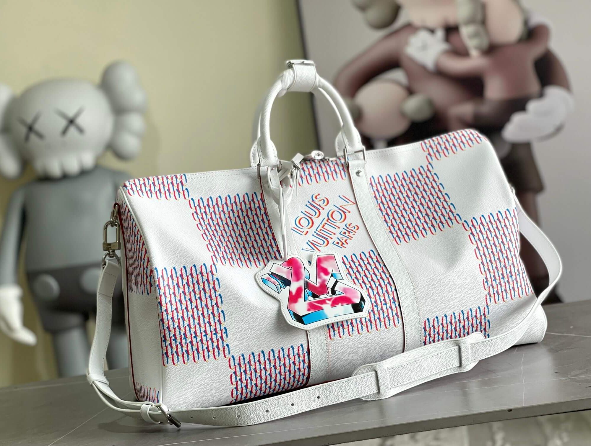 Louis Vuitton LV Damier Spray Keepall Bandouliere 50B Travel Shoulder Bag M20563 White Damier Spray Red