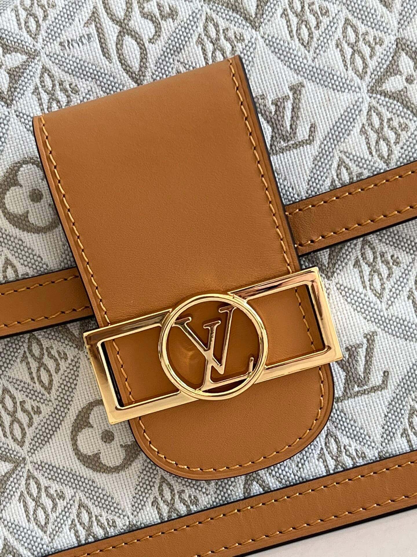 Louis Vuitton LV Dauphine MM Handbag M59483 Ecru Caramel Brown - Image 5