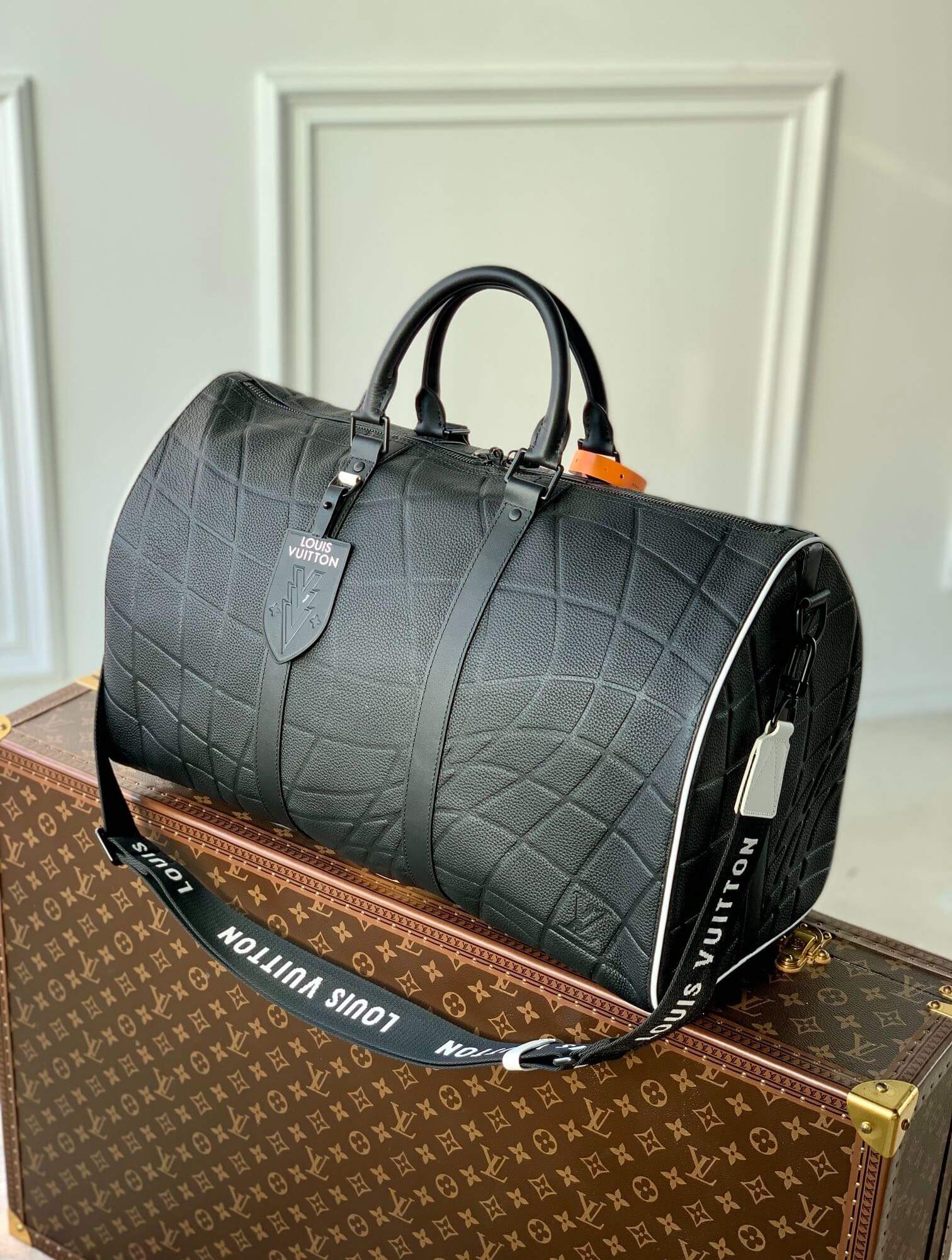 Louis Vuitton LV Keepall Bandoulière 50 weekend Travel Shoulder Handbag M21382 Black