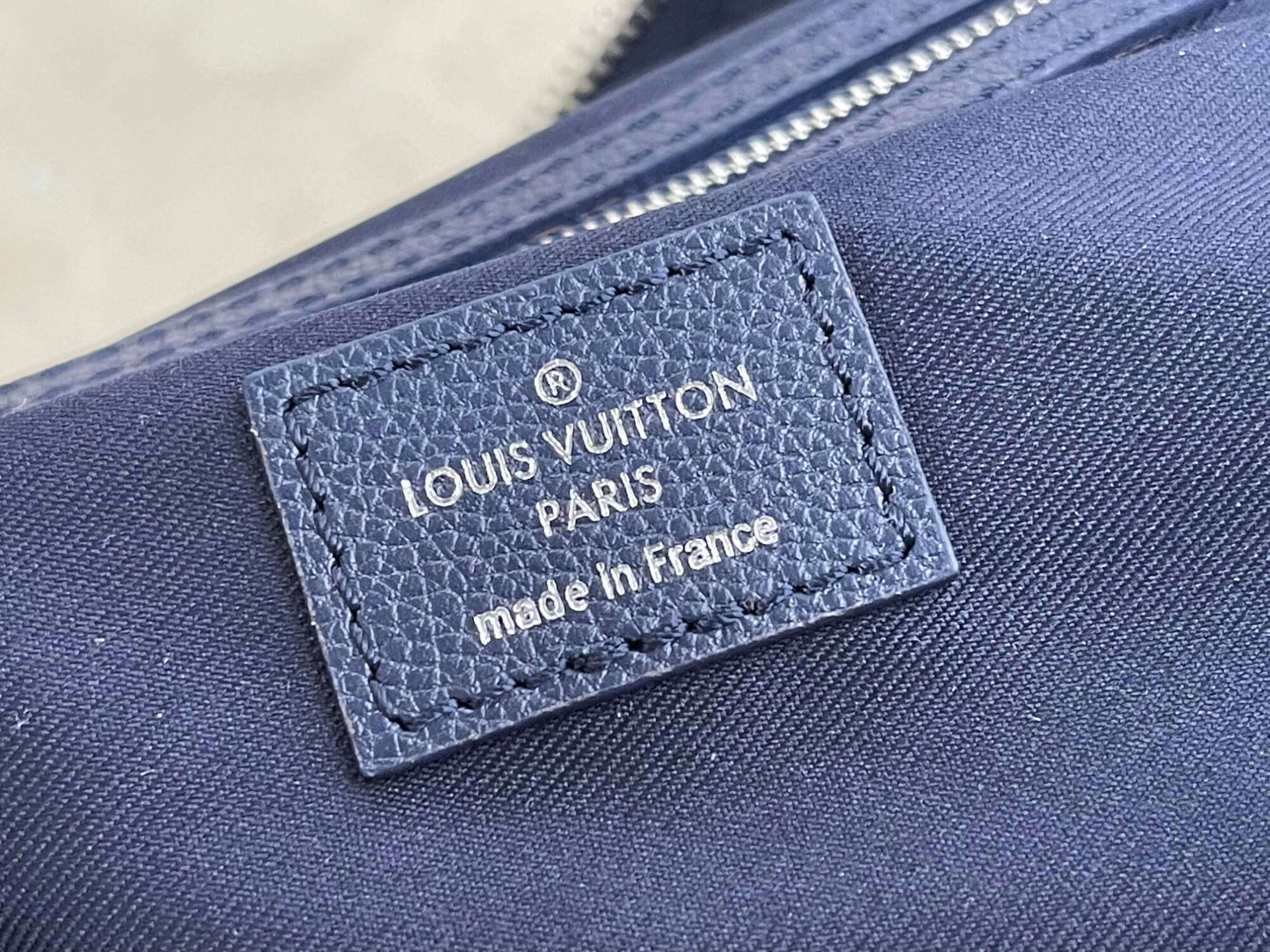 Louis Vuitton LV Monogram Bandana Keepall Bandoulière 50 Travel Shoulder Bag M20558 Blue - Image 5