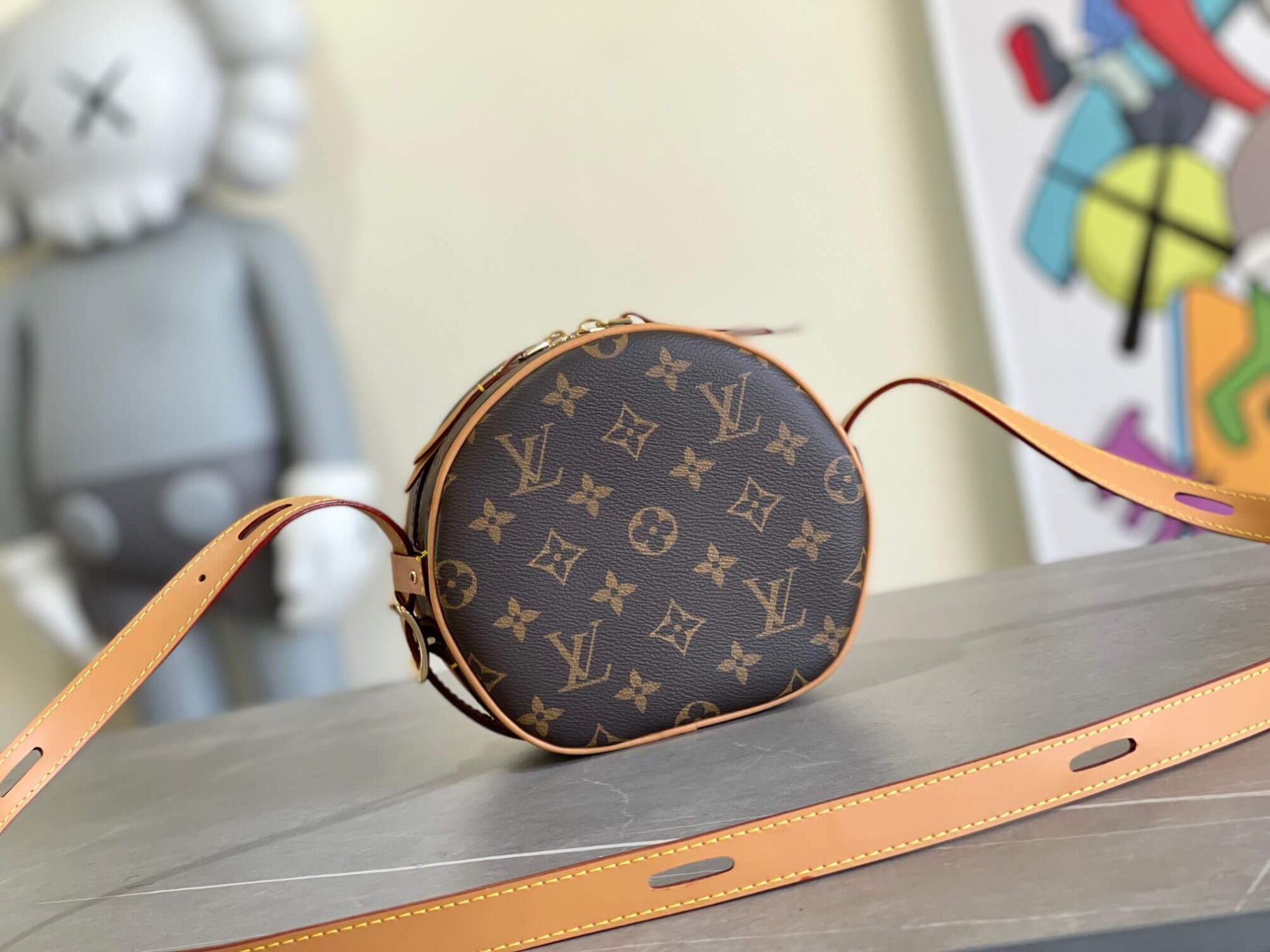 Louis Vuitton LV Monogram Canvas Medium Boite Chapeau Souple Shoulder handbag M52294 Brown - Image 9