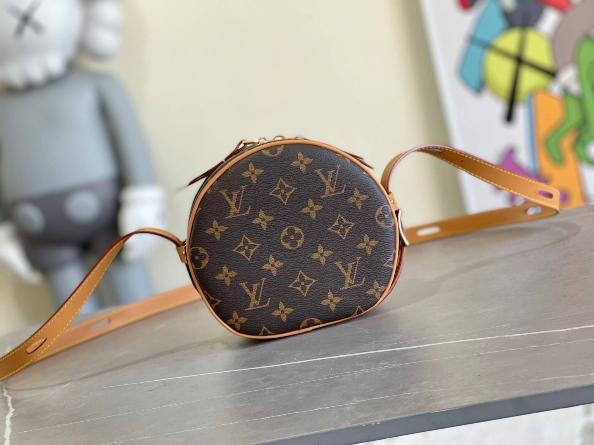 Louis Vuitton LV Monogram Canvas Medium Boite Chapeau Souple Shoulder handbag M52294 Brown