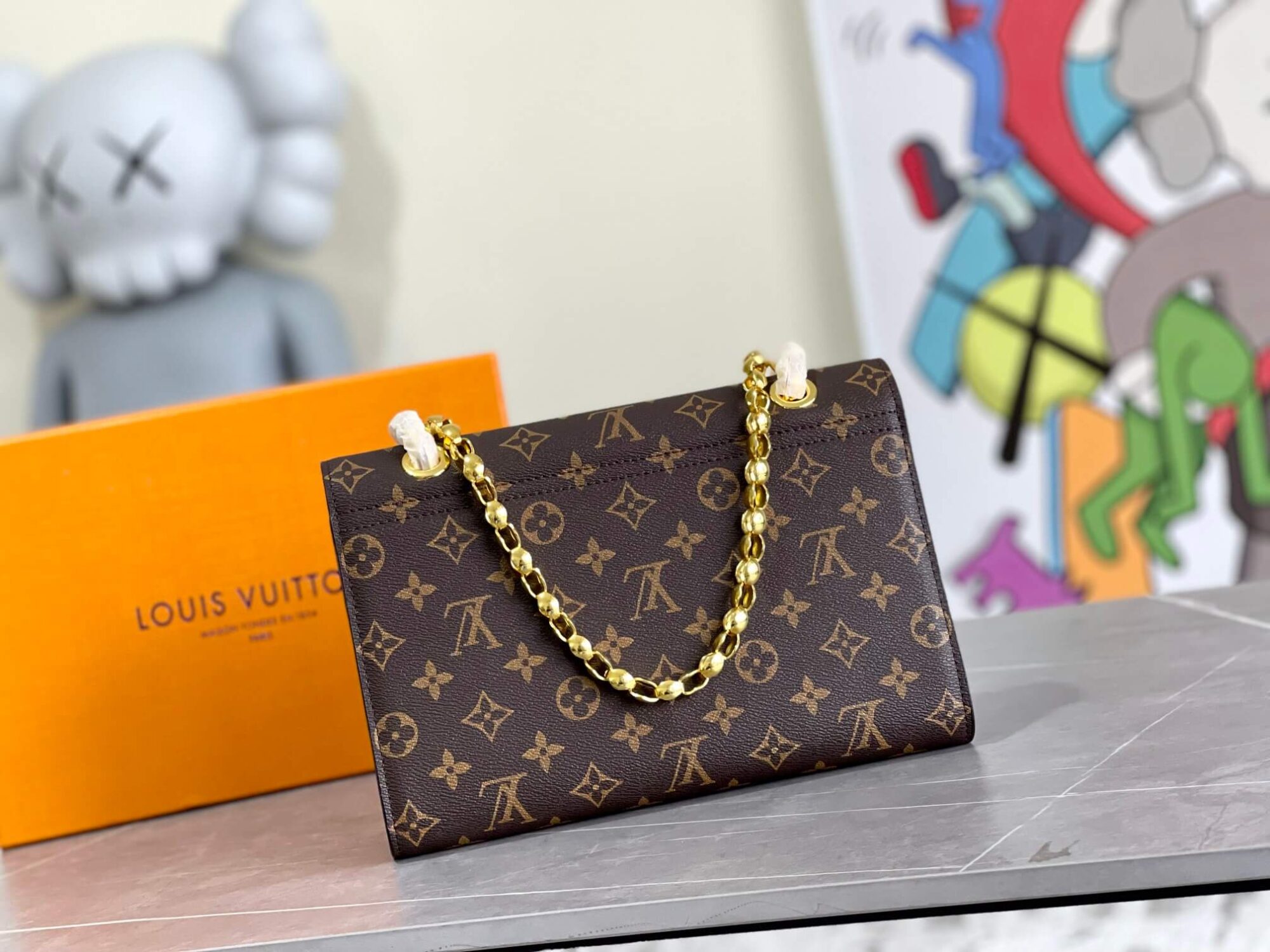 Louis Vuitton LV Monogram Canvas Victoire Chain Shoulder HandBag M41730 Black M41731 Red M41730 Fuchsia M44038 Navy Blue - Image 3