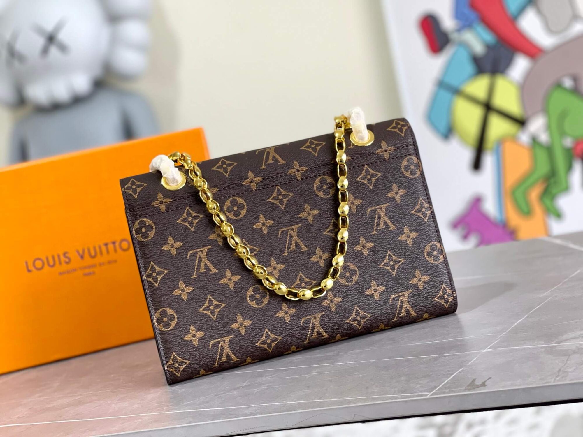 Louis Vuitton LV Monogram Canvas Victoire Chain Shoulder HandBag M41730 Black M41731 Red M41730 Fuchsia M44038 Navy Blue - Image 12