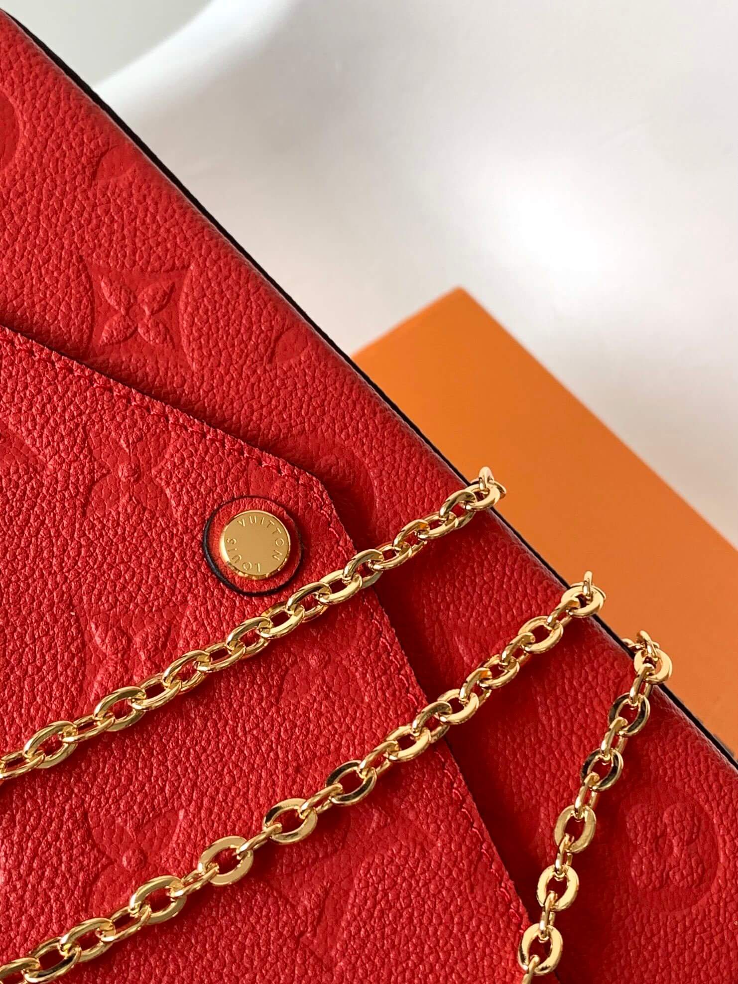 Louis Vuitton LV Monogram Empreinte Pochette Félicie Chain Wallet M82477 Black M63700 Red M82363 Cream M83589 Beige M82609 Navy Blue M64099 Marine Blue - Image 18