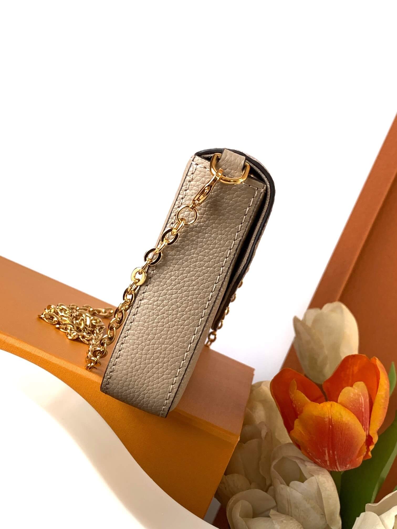 Louis Vuitton LV Monogram Empreinte Pochette Félicie Chain Wallet M82477 Black M63700 Red M82363 Cream M83589 Beige M82609 Navy Blue M64099 Marine Blue - Image 31