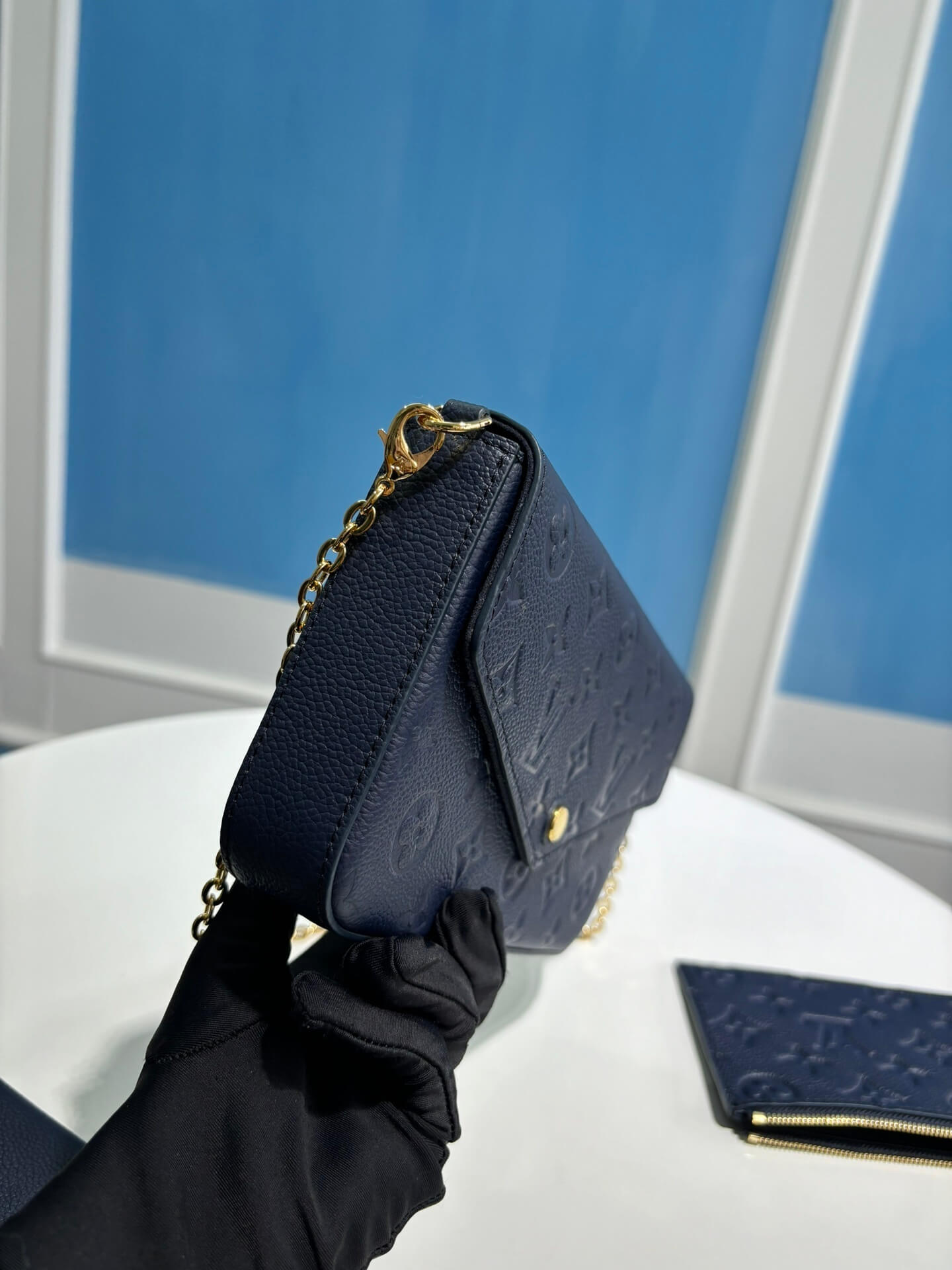 Louis Vuitton LV Monogram Empreinte Pochette Félicie Chain Wallet M82477 Black M63700 Red M82363 Cream M83589 Beige M82609 Navy Blue M64099 Marine Blue - Image 43