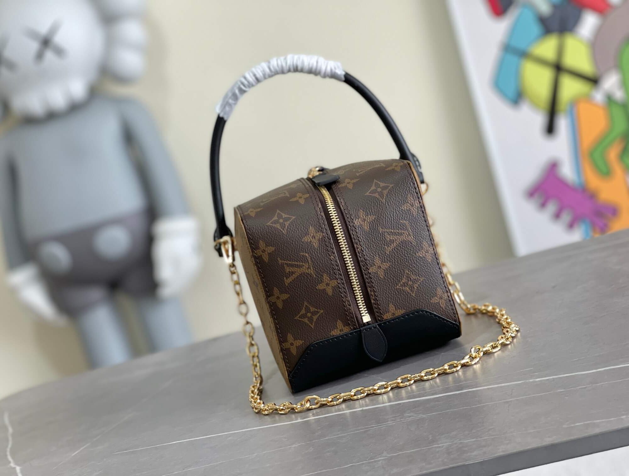 Louis Vuitton LV Monogram Reserve Vanity Square HandBag M43589 Brown