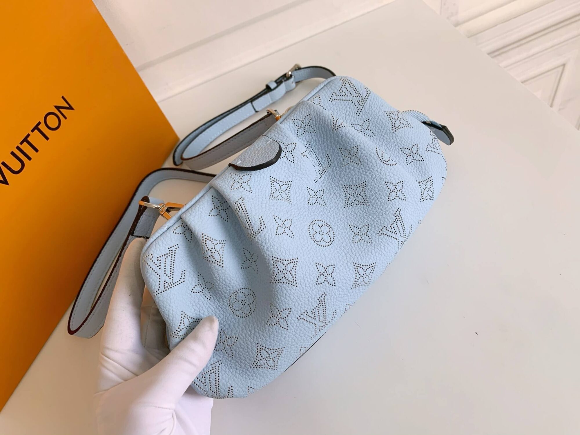 Louis Vuitton LV Monogram Scala mini Pouch Mahina Shoulder Crossbody Bag M80094 Green M80093 Black M80092 Pink - Blue - Image 35