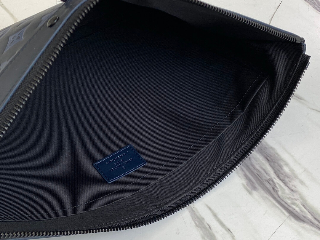 Louis Vuitton LV Monogram Shadow Discovery Pochette GM Handbag M80425 Navy Blue - Image 4