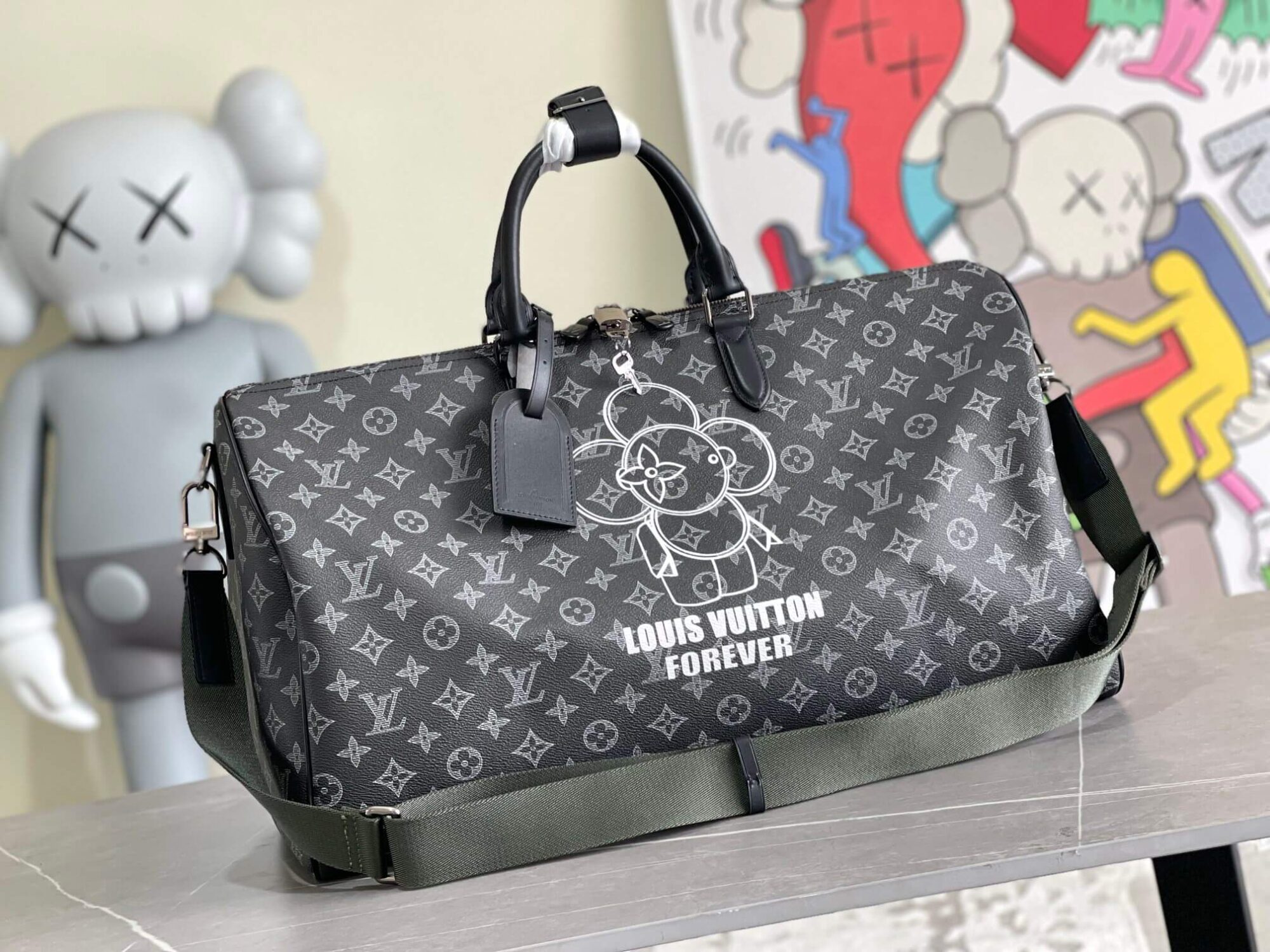 Louis Vuitton LV Monogram Vivienne Eclipse Keepall Bandoulière 50 Travel Shoulder Bag Black