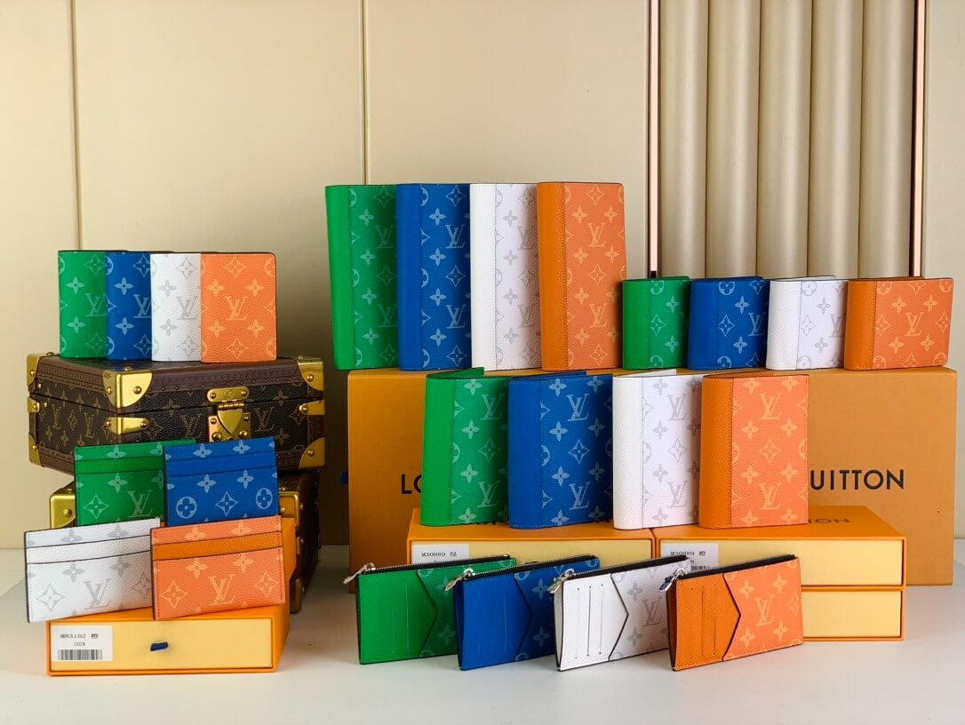 Louis Vuitton LV Monogram canvas Taigarama Multiple Wallet M30995 Orange - Green - Blue - Image 28