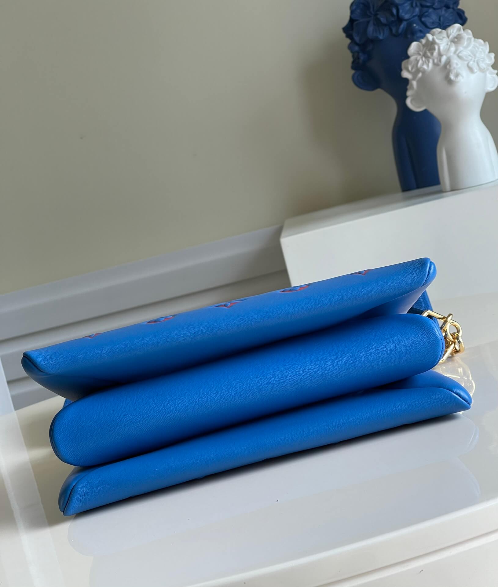 Louis Vuitton LV Monogram embossed Coussin PM H27 Lambskin Shoulder Crossbody Handbag M58626 Blue / Red - Image 8