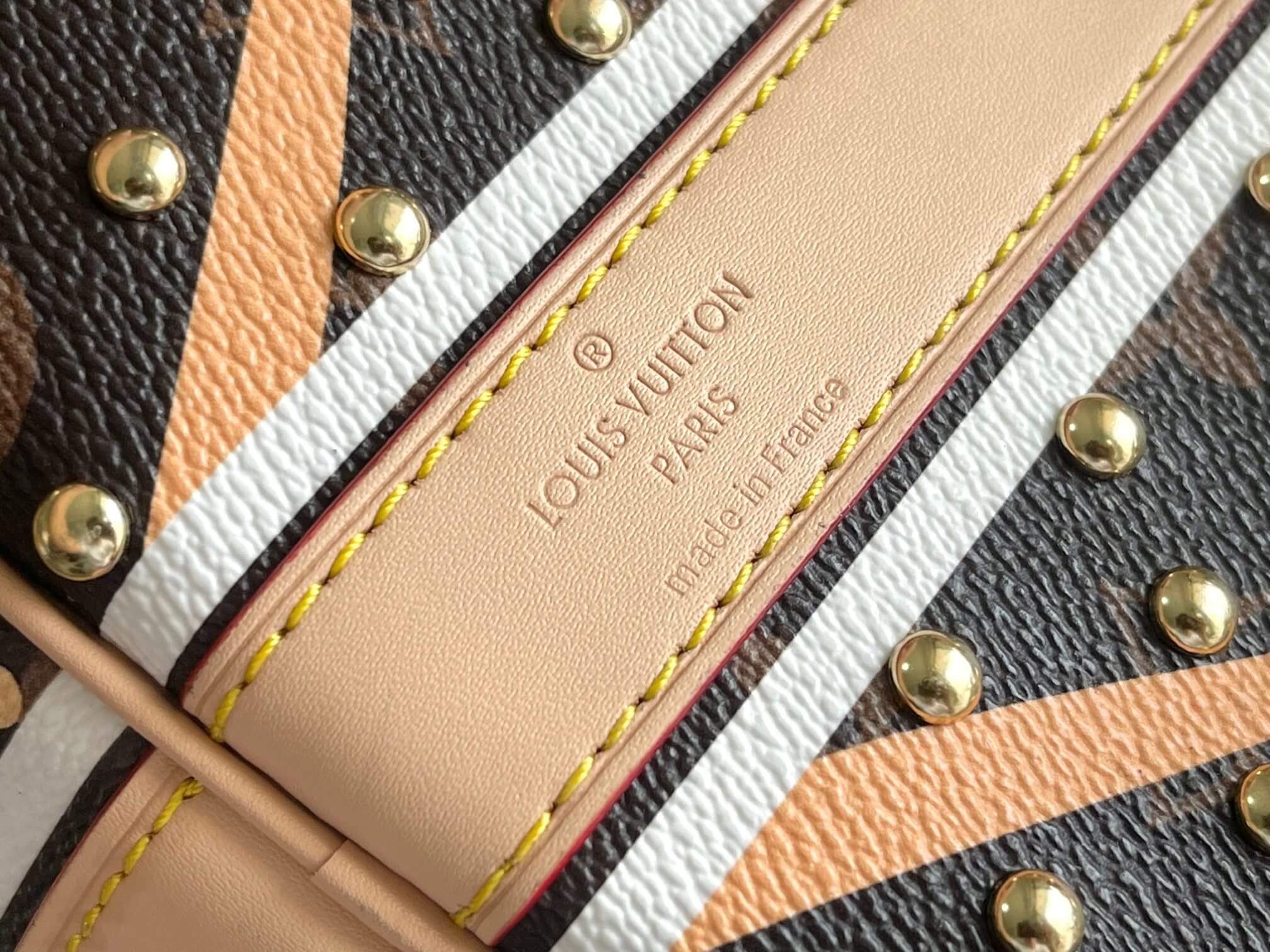 Louis Vuitton LV Parfleche coated canvas Keepall Taurillon Monogram Keepall Bandoulière 50 Travel Shoulder HandBag M11577 Brown - Image 7