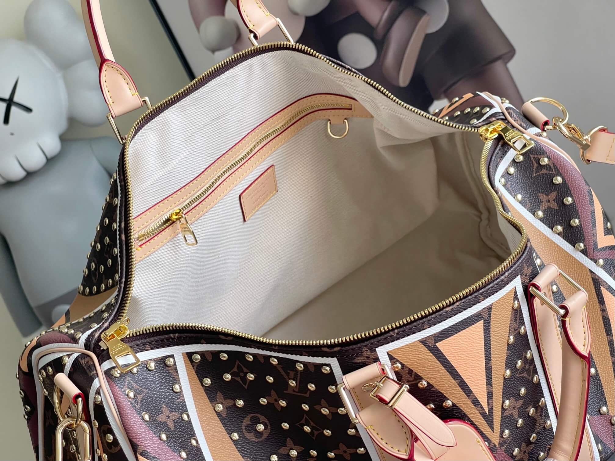 Louis Vuitton LV Parfleche coated canvas Keepall Taurillon Monogram Keepall Bandoulière 50 Travel Shoulder HandBag M11577 Brown - Image 3