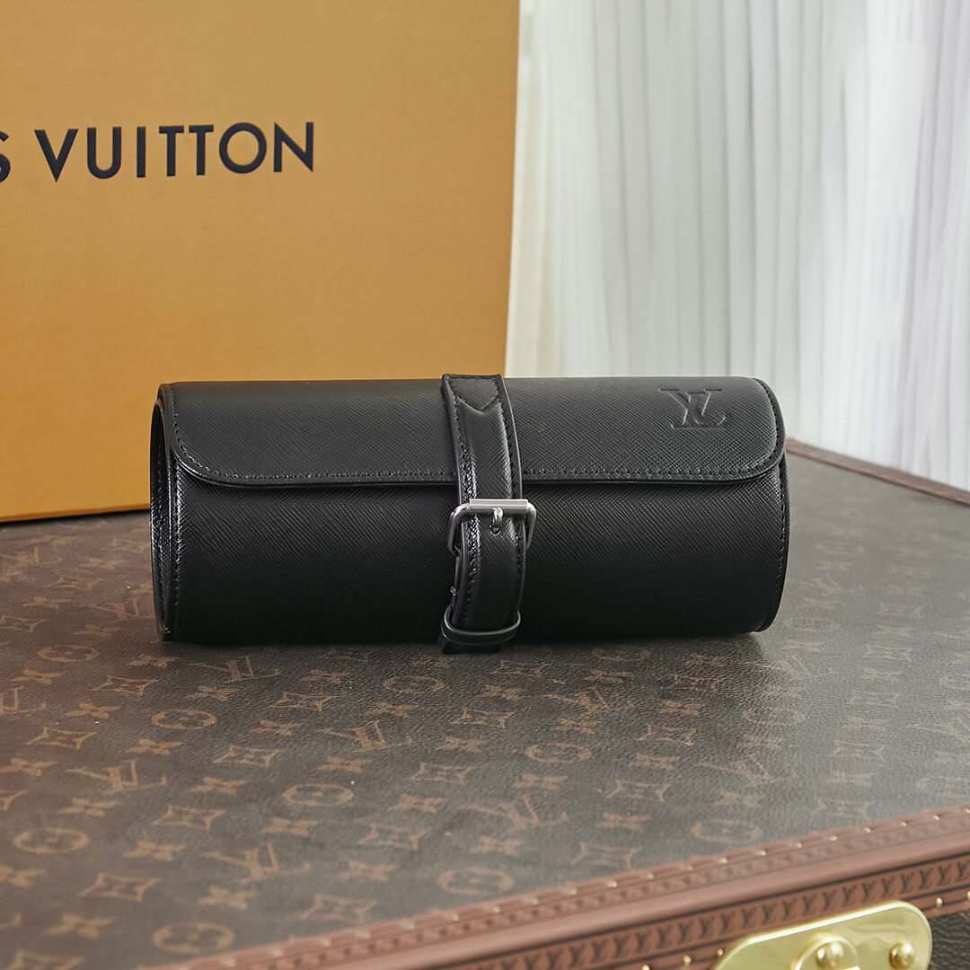 Louis Vuitton LV Taiga Leather 3 Watch Case Travel Black