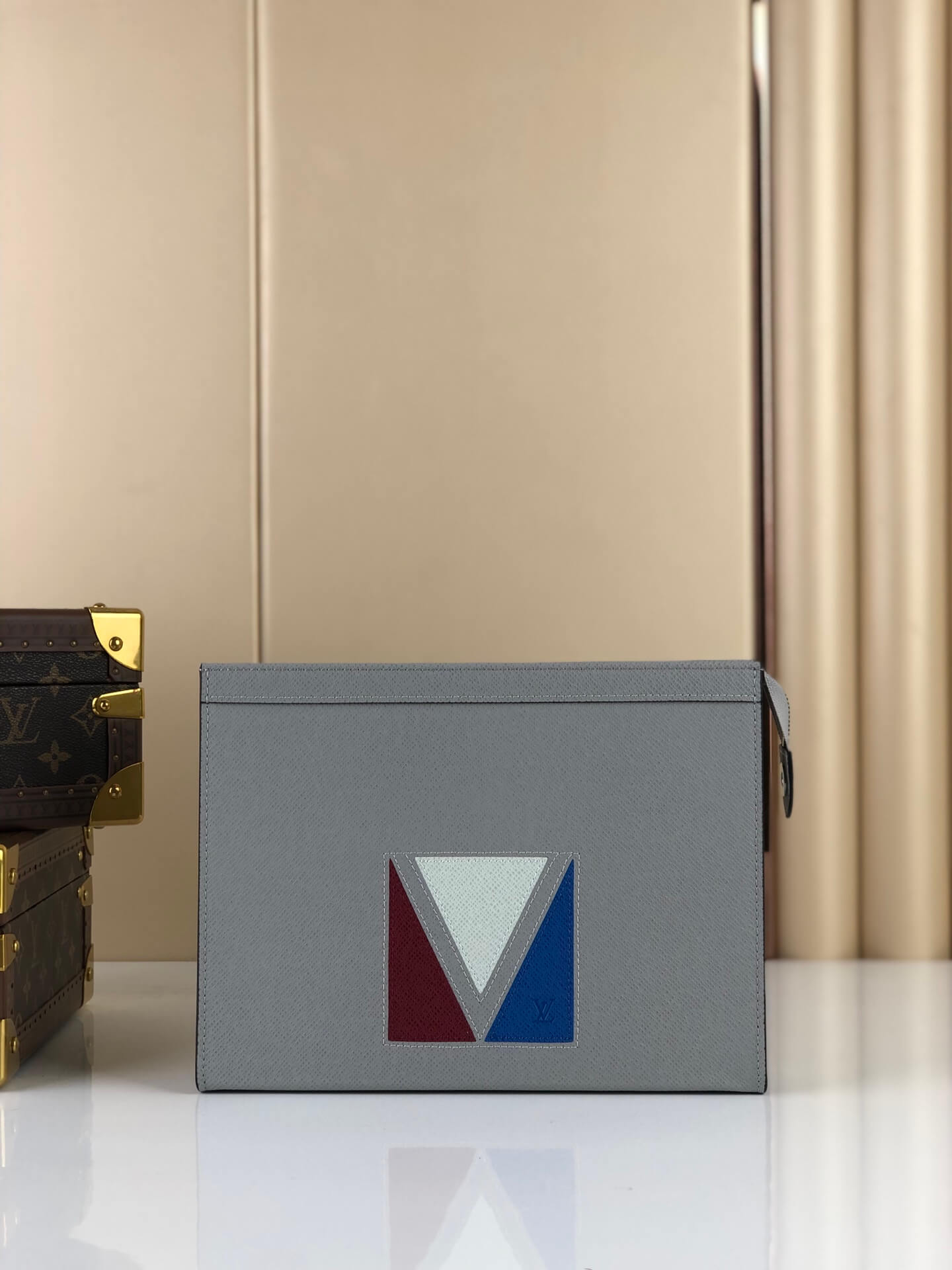 Louis Vuitton LV Taiga Pochette Voyage Clutch HandBag M59147 Grey - Blue - Black