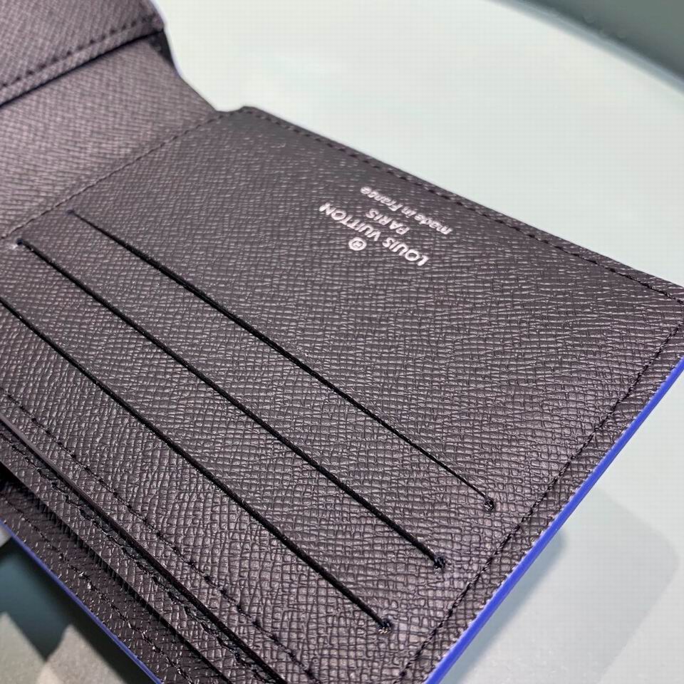 Louis Vuitton LV Taiga cowhide leather Multiple Wallet M30563 Black - Image 4