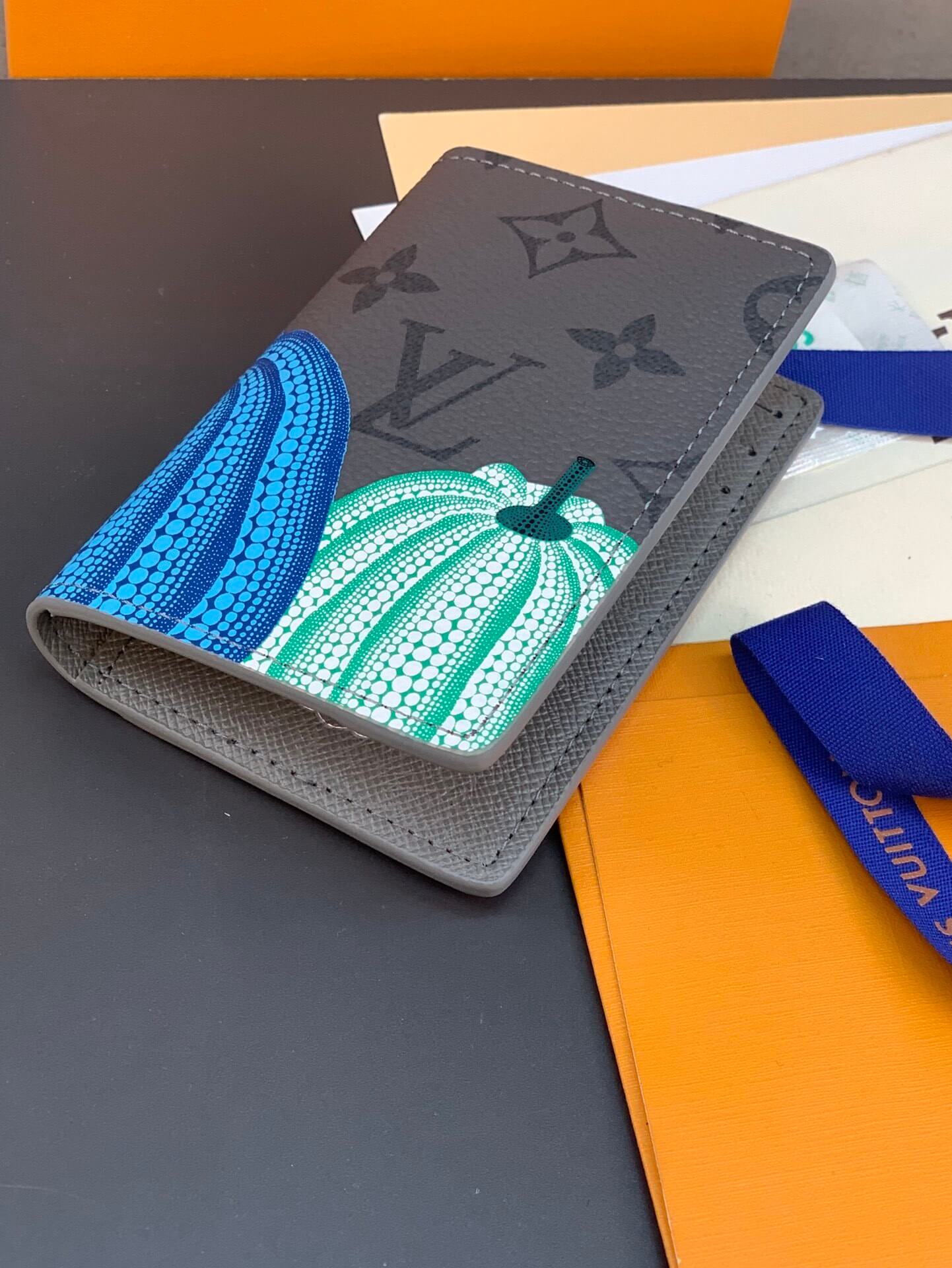 Louis Vuitton Monogram Eclipse Reverse coated canvas LV x YK Pocket Organizer M81969 Black Flower - Image 9