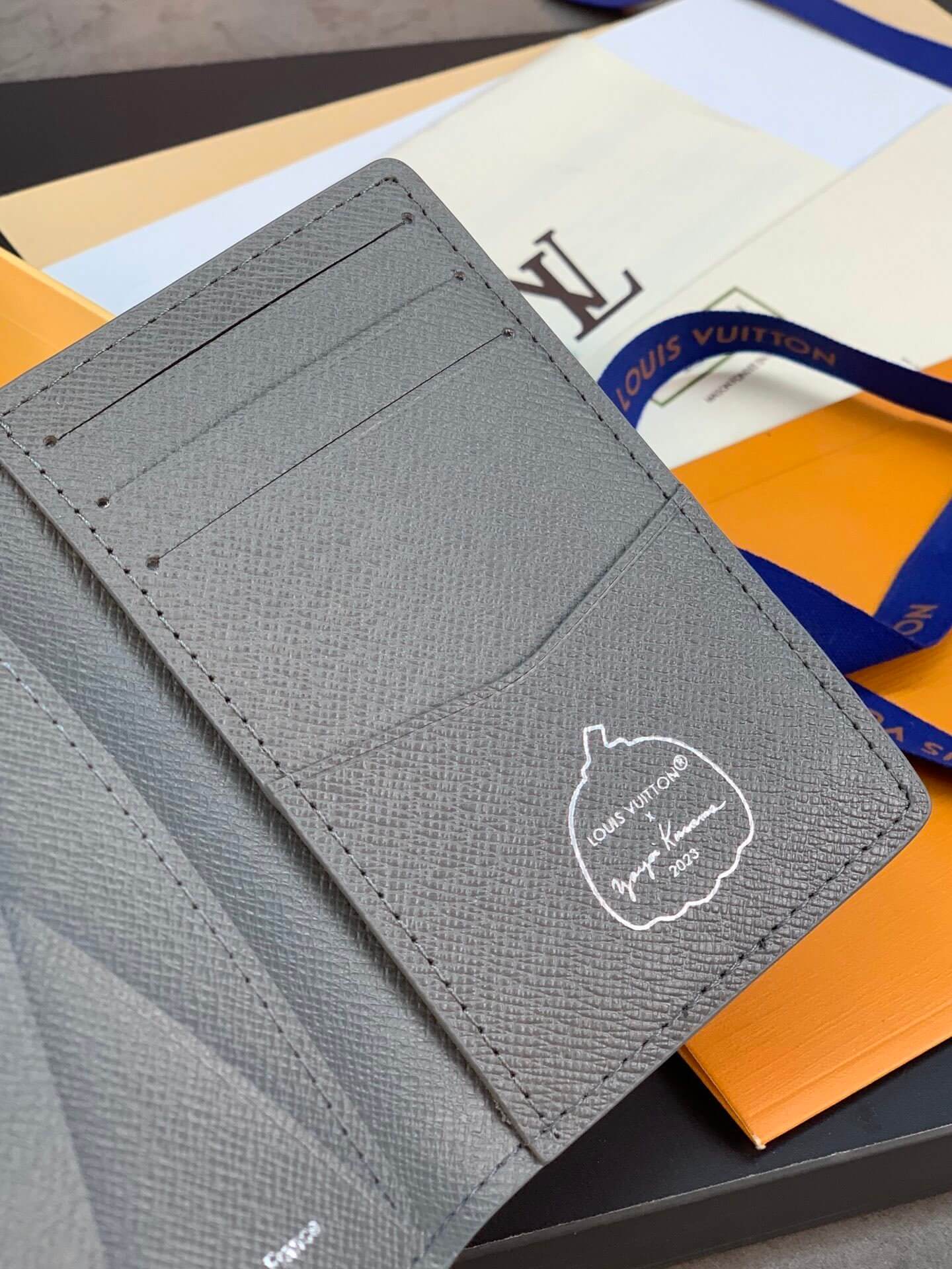 Louis Vuitton Monogram Eclipse Reverse coated canvas LV x YK Pocket Organizer M81969 Black Flower - Image 4