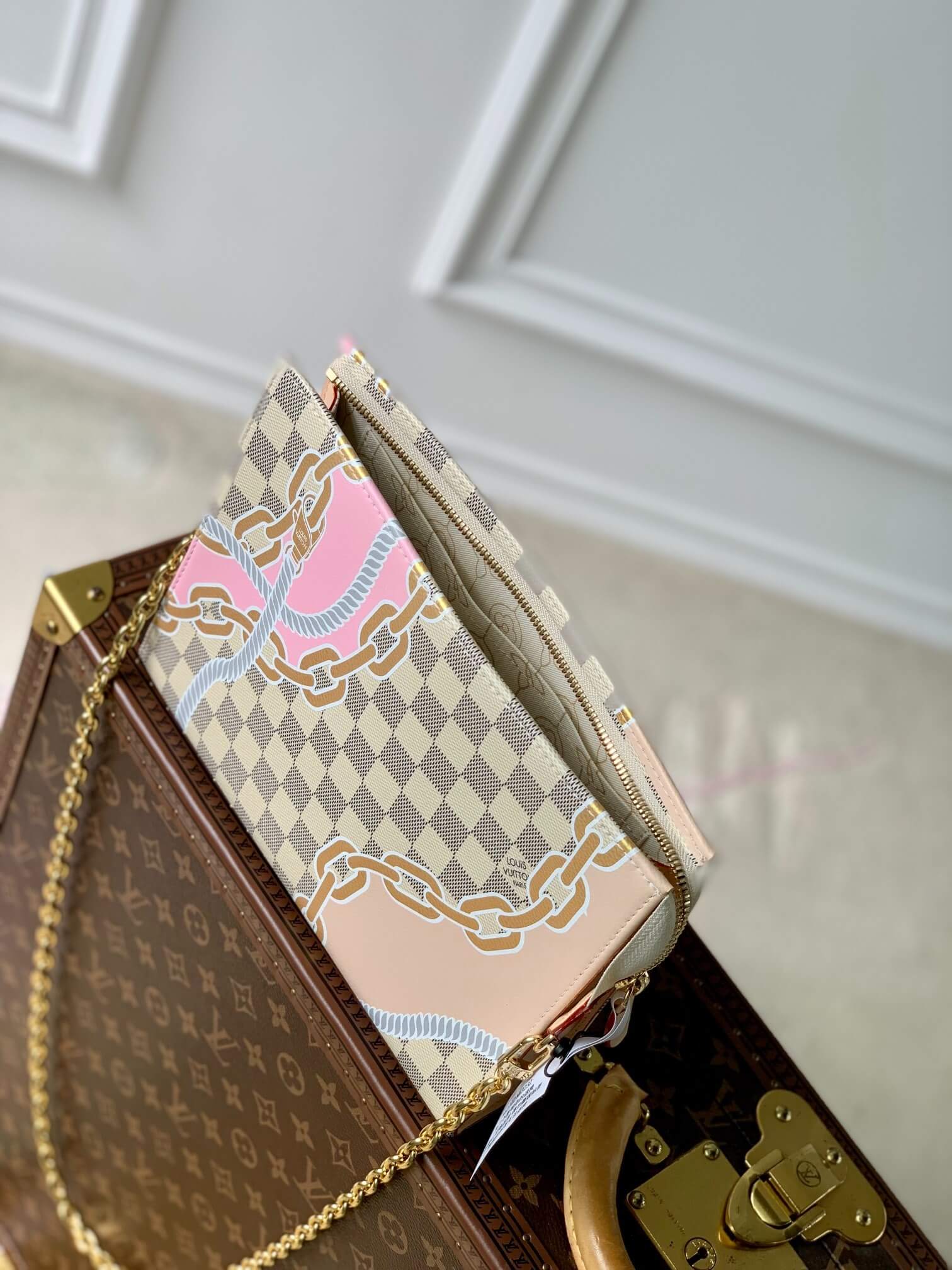 Louis Vuitton LV Damier Azur Canvas Toiletry Pouch On Chain Handbag N40469 White Grid - Image 3