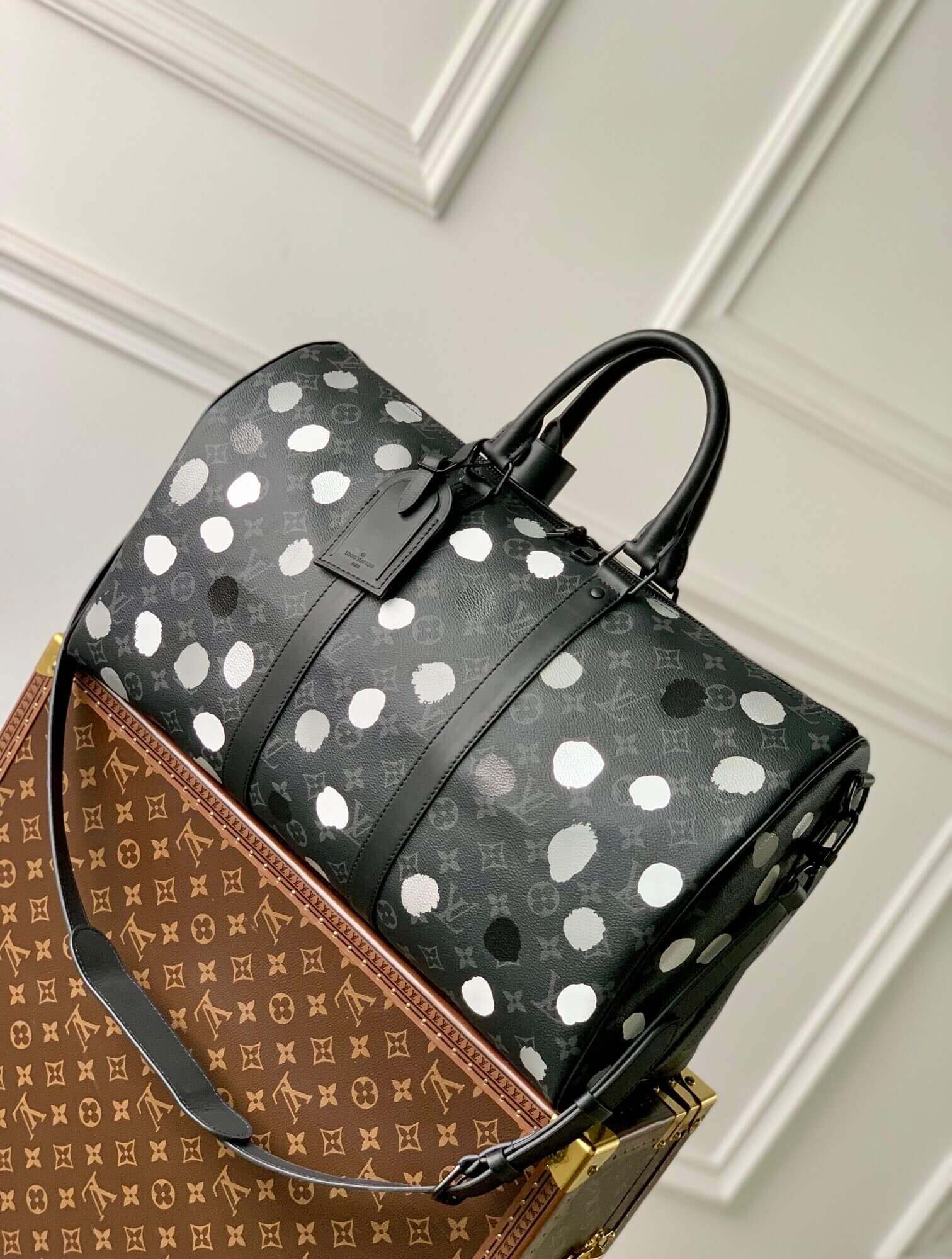 Louis Vuitton Monogram Eclipse LV x YK Keepall Bandoulière 45 - 55 Travel Shoulder Handbag M46400 M46401 Black